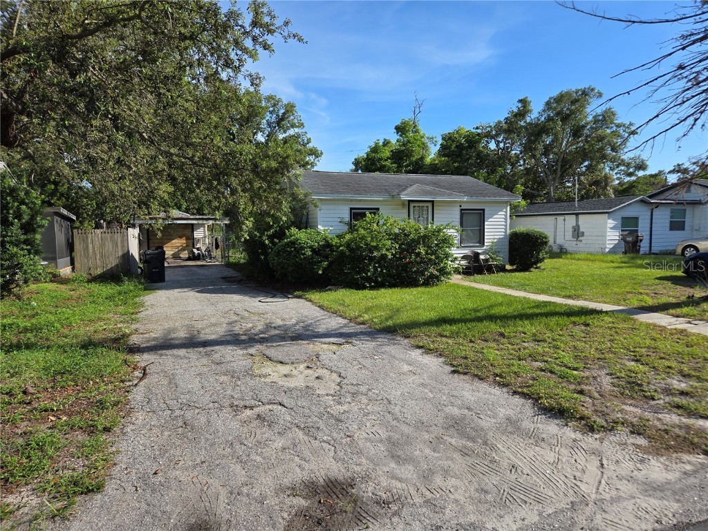 5000 43rd Avenue N Saint Petersburg FL 33709 TB8404758 image1