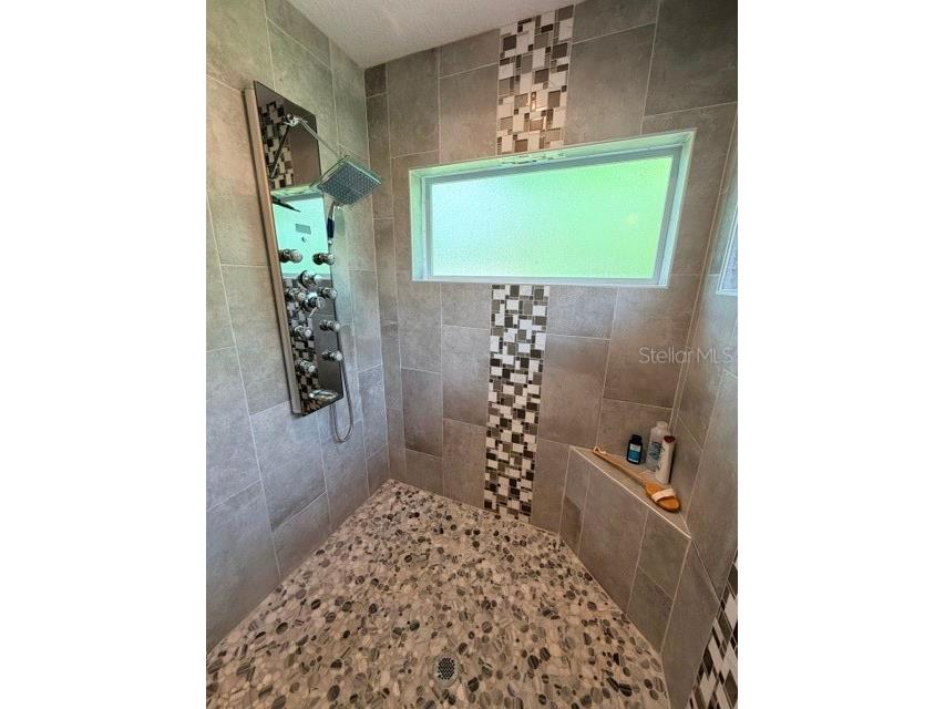 5000 9th Avenue W Bradenton FL 34209 A4694349 image32