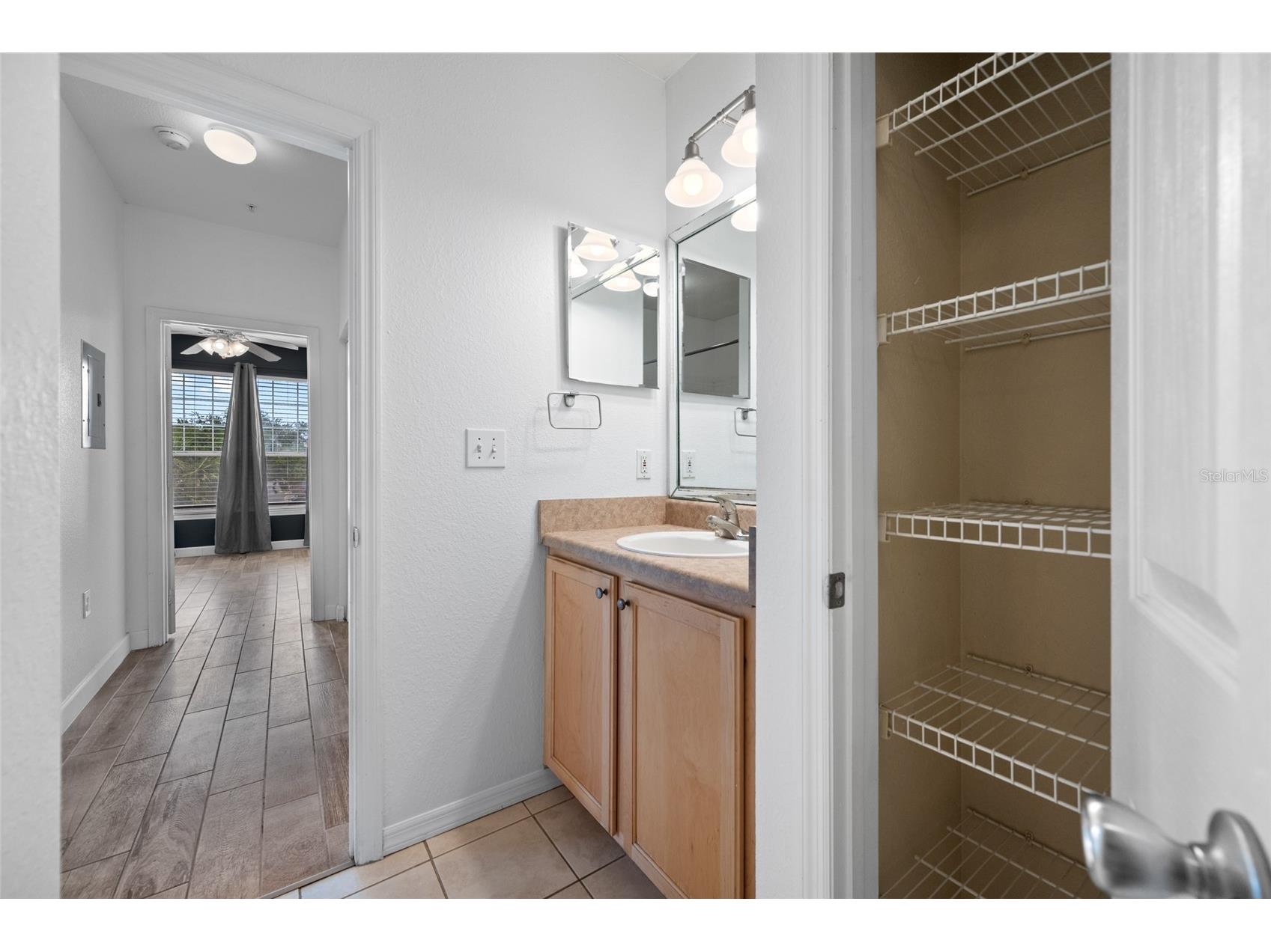 5000 Culbreath Key Way #1-201 Tampa FL 33611 TB8499658 image35