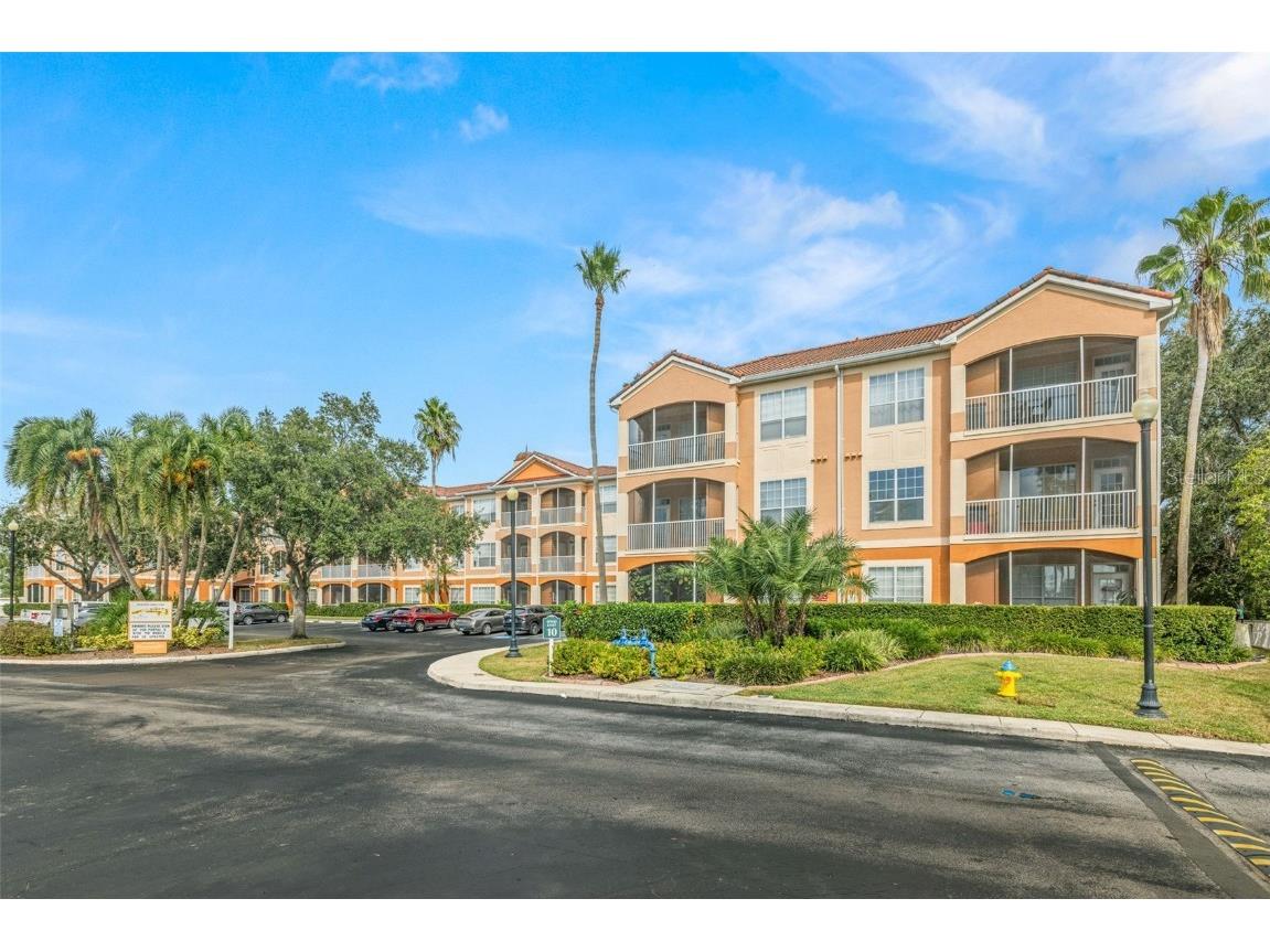 5000 Culbreath Key Way #1-205 Tampa FL 33611 TB8431217 image1