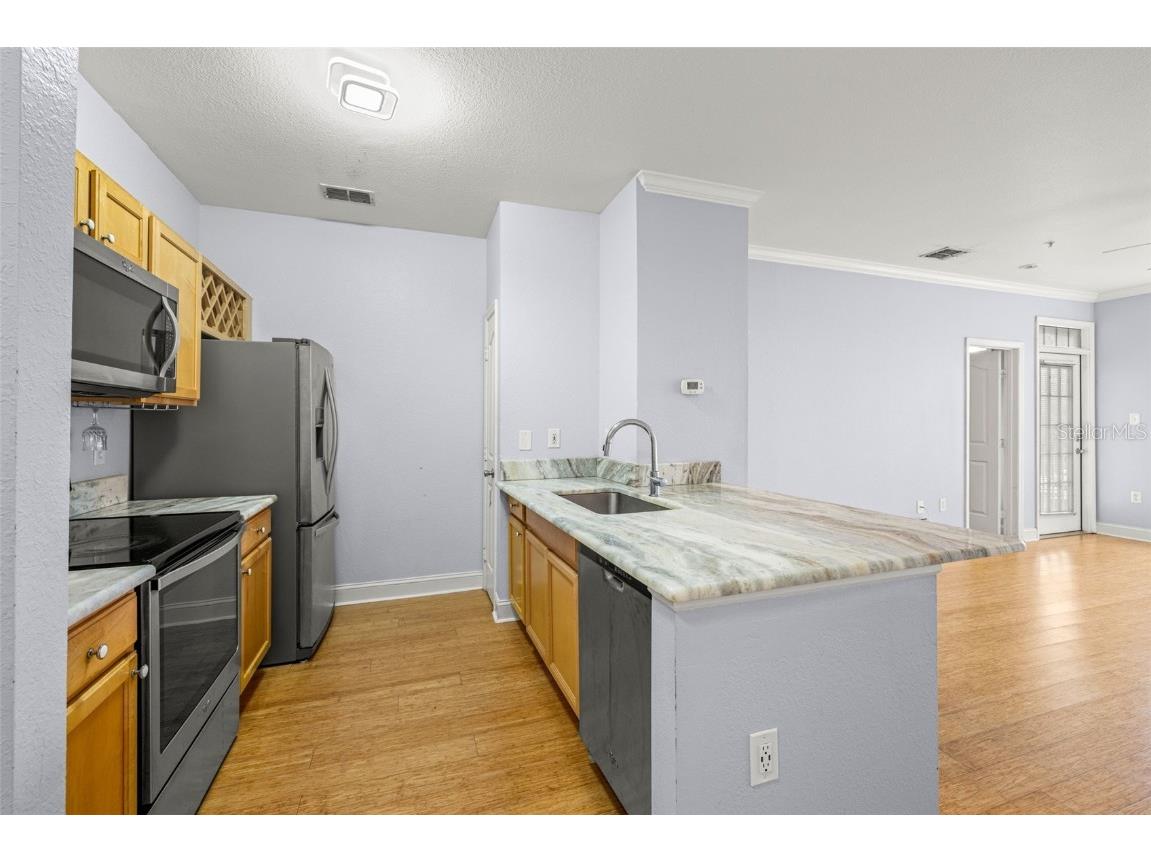 5000 Culbreath Key Way #1-205 Tampa FL 33611 TB8431217 image4