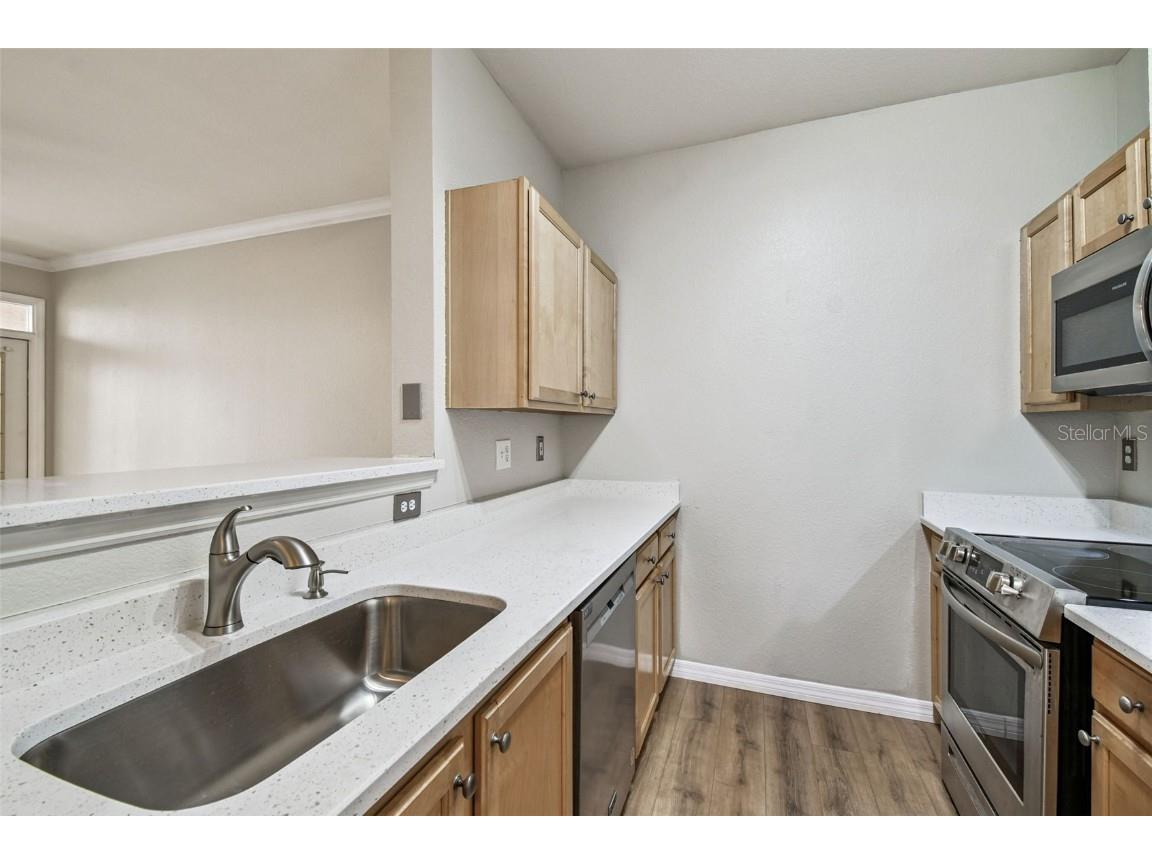 5000 Culbreath Key Way #1-215 Tampa FL 33611 TB8446806 image11