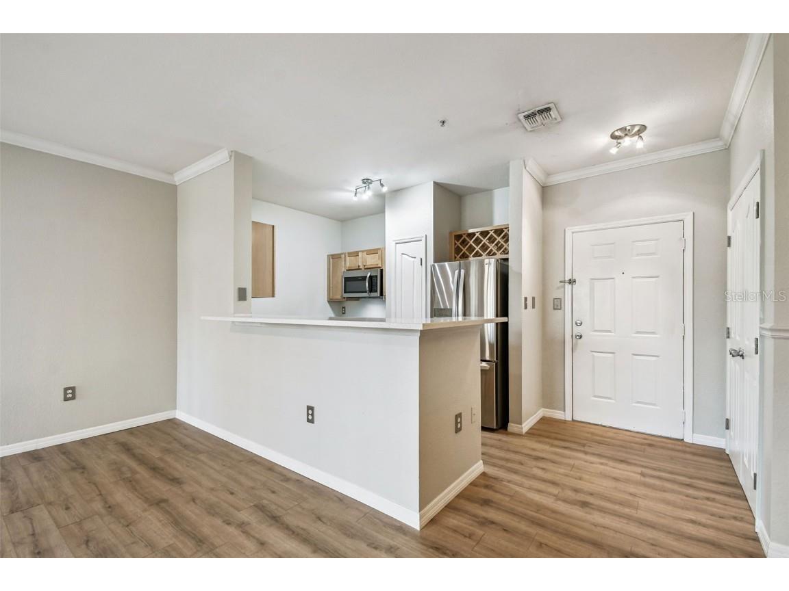 5000 Culbreath Key Way #1-215 Tampa FL 33611 TB8446806 image8