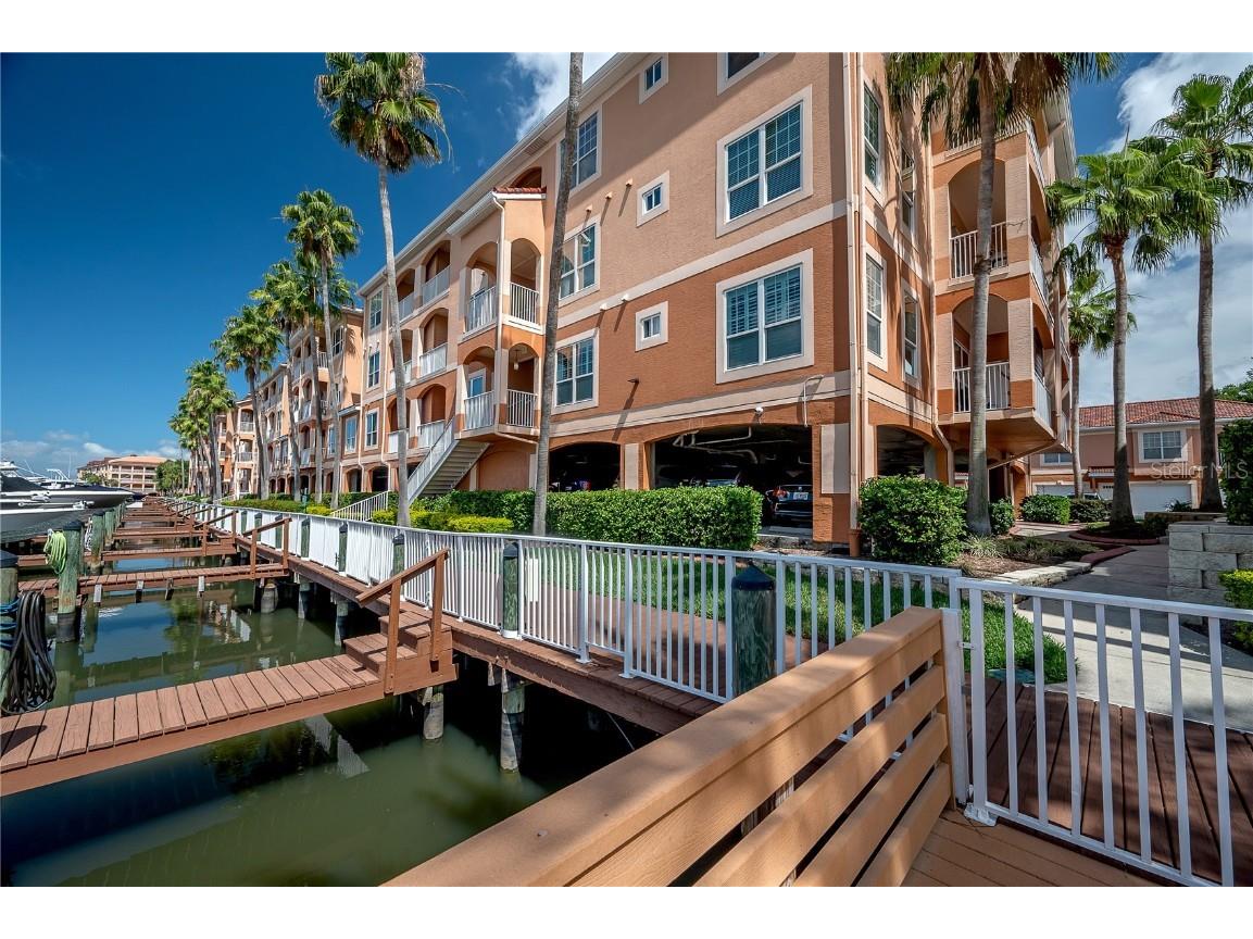 5000 Culbreath Key Way #8-201 Tampa FL 33611 T3536542 image1