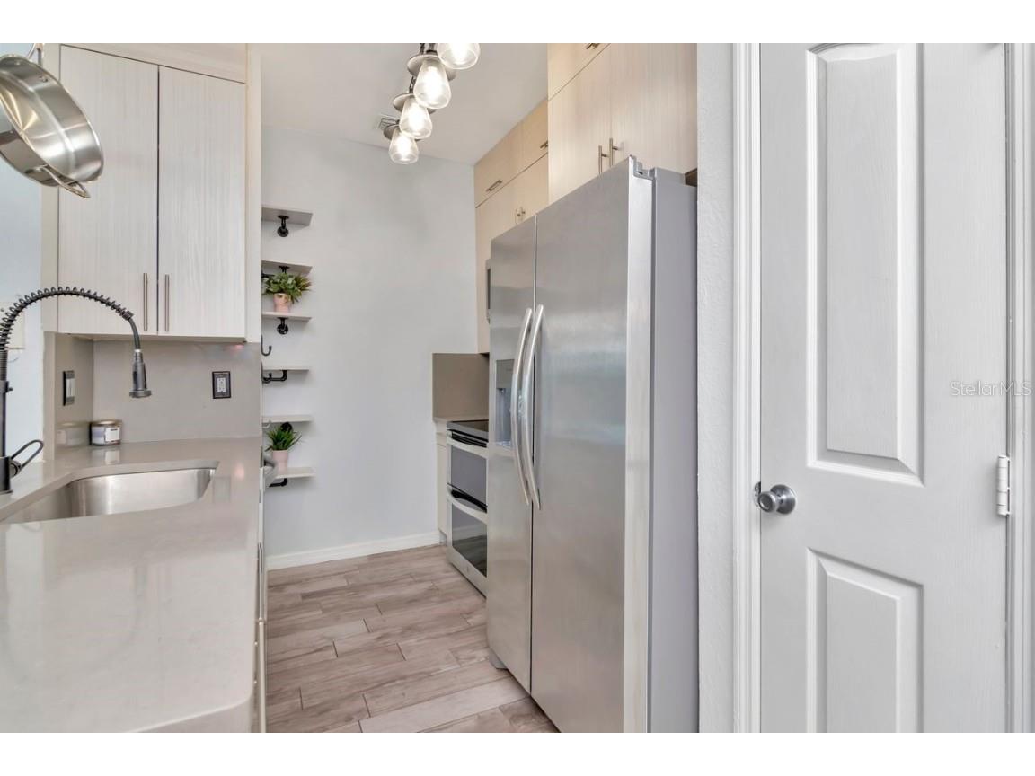 5000 Culbreath Key Way #9-121 Tampa FL 33611 TB8421698 image3