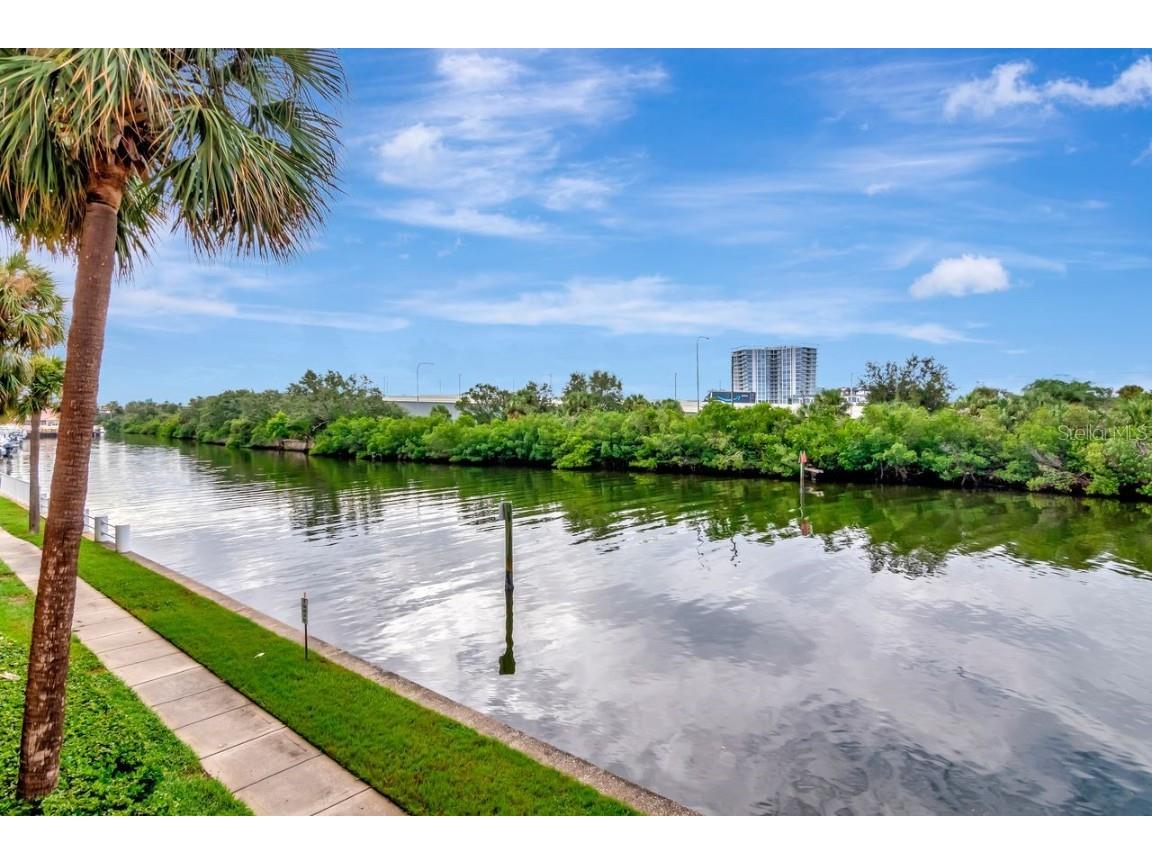 5000 Culbreath Key Way #9-121 Tampa FL 33611 TB8421698 image42