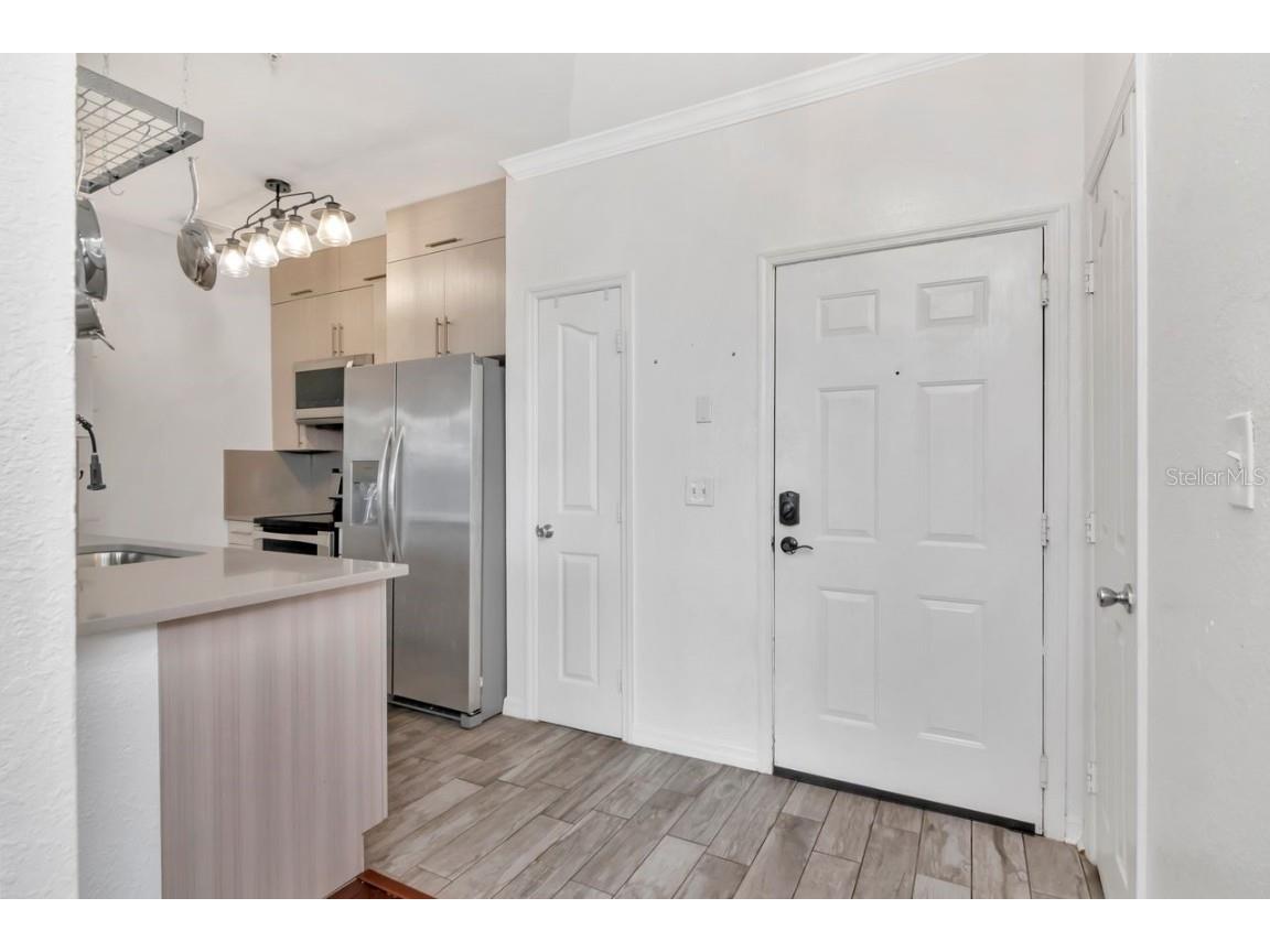 5000 Culbreath Key Way #9-121 Tampa FL 33611 TB8421698 image7