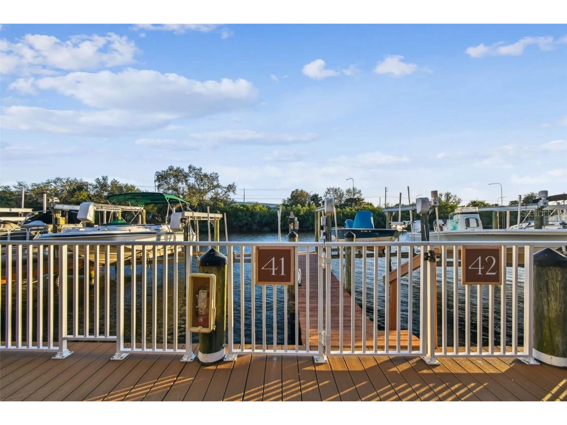 5000 Culbreath Key Way #9-318 Tampa FL 33611 TB8447703 image2