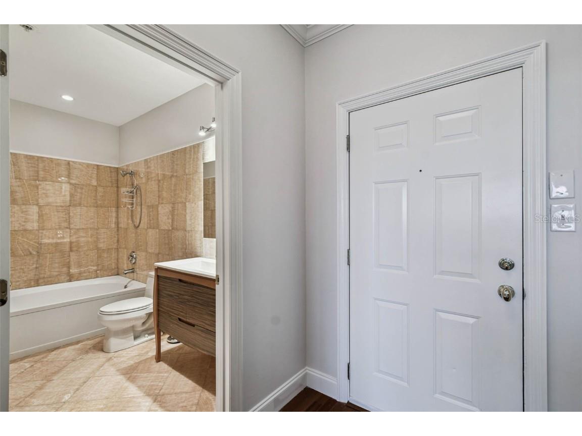 5000 Culbreath Key Way #9-318 Tampa FL 33611 TB8447703 image41