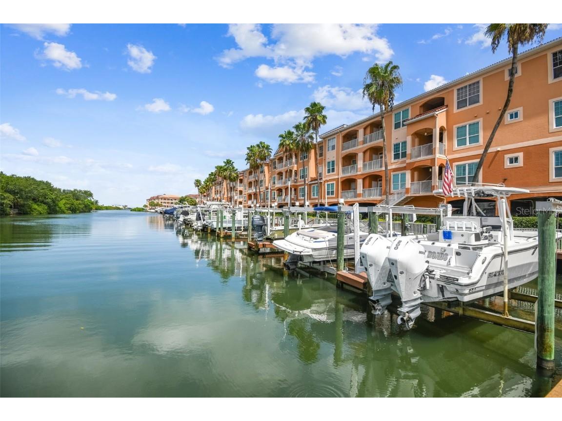 5000 Culbreath Key Way #9-318 Tampa FL 33611 TB8447703 image48