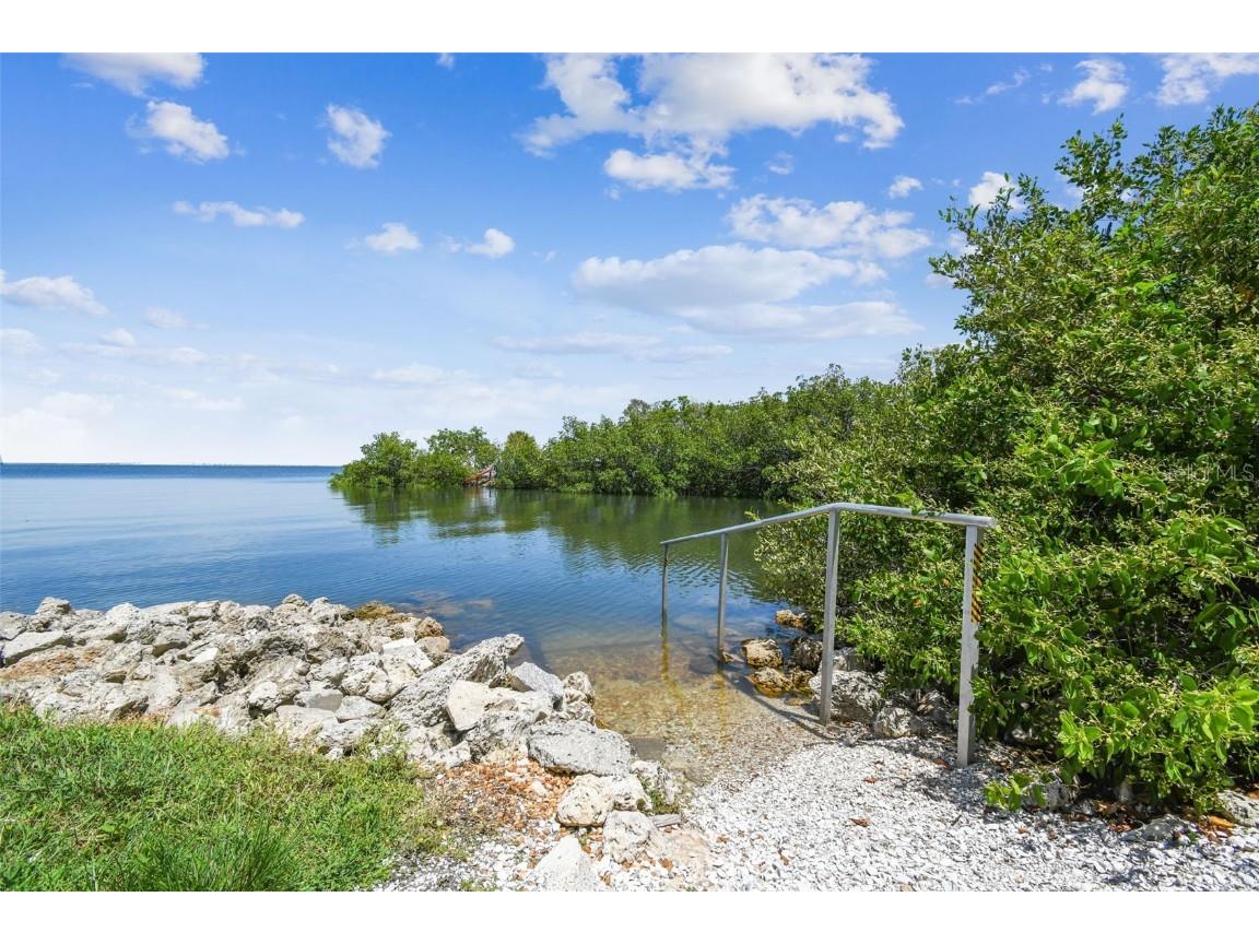 5000 Culbreath Key Way #9-318 Tampa FL 33611 TB8447703 image56