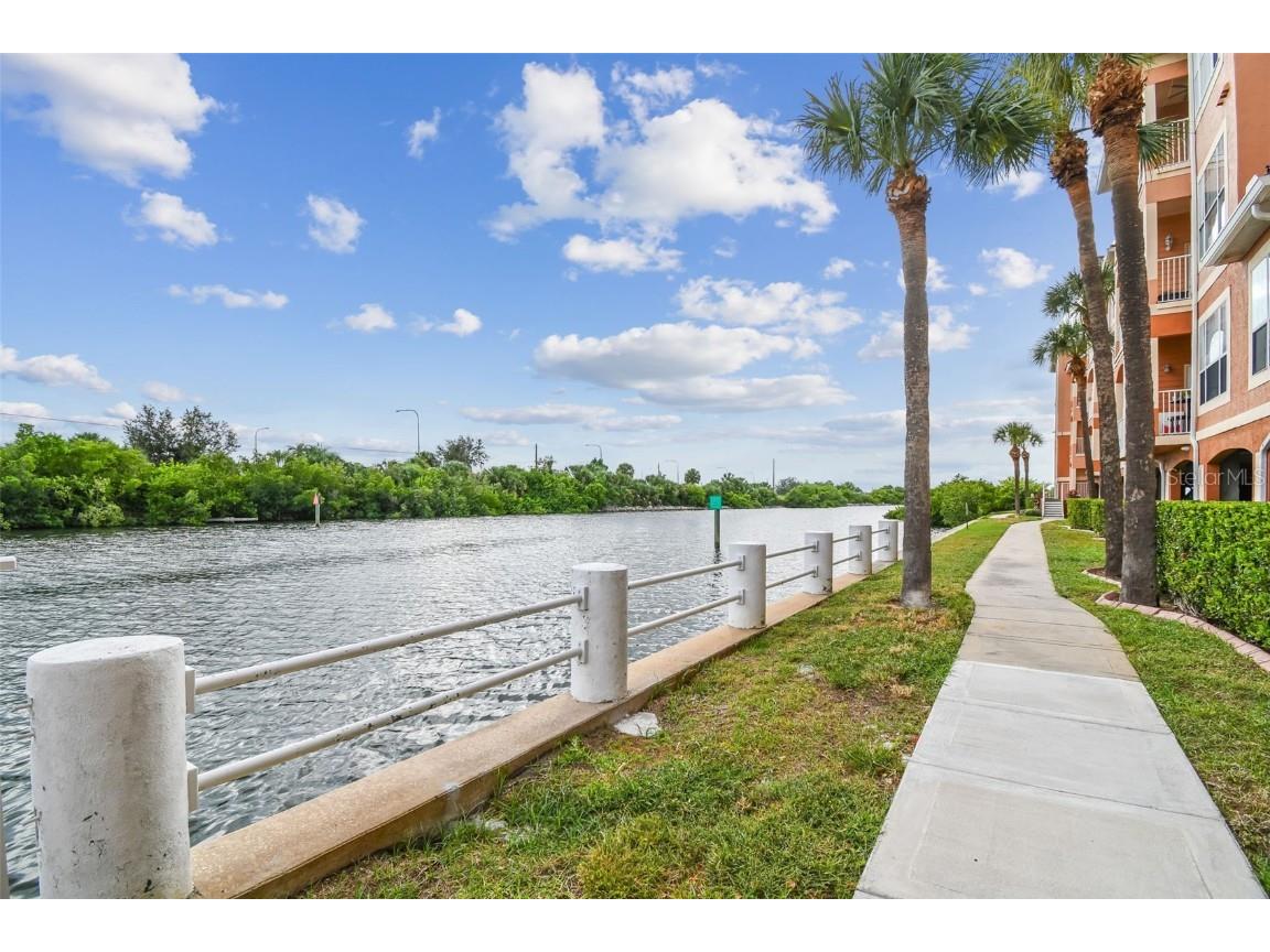 5000 Culbreath Key Way #9-318 Tampa FL 33611 TB8447703 image88