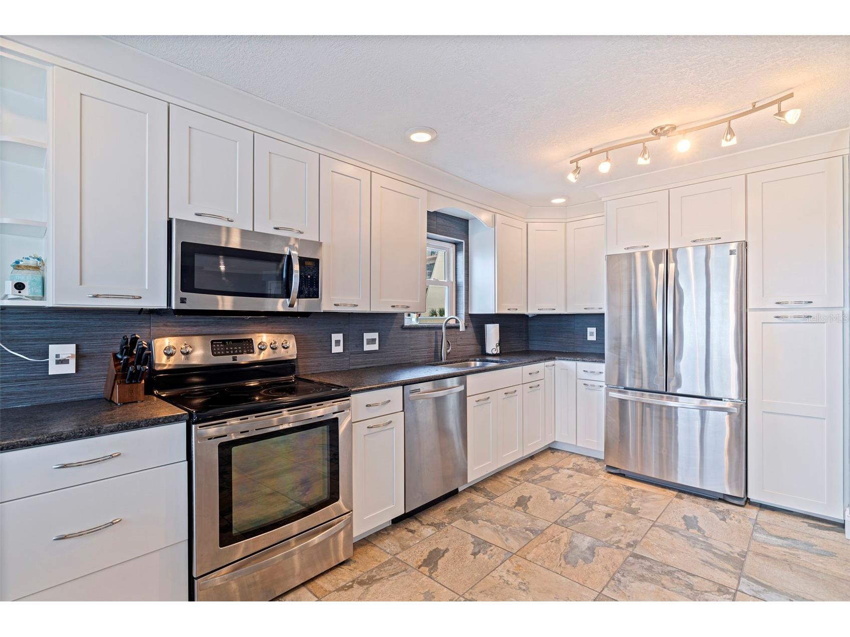 5000 Gulf Boulevard #301 Saint Pete Beach FL 33706 TB8509142 image16