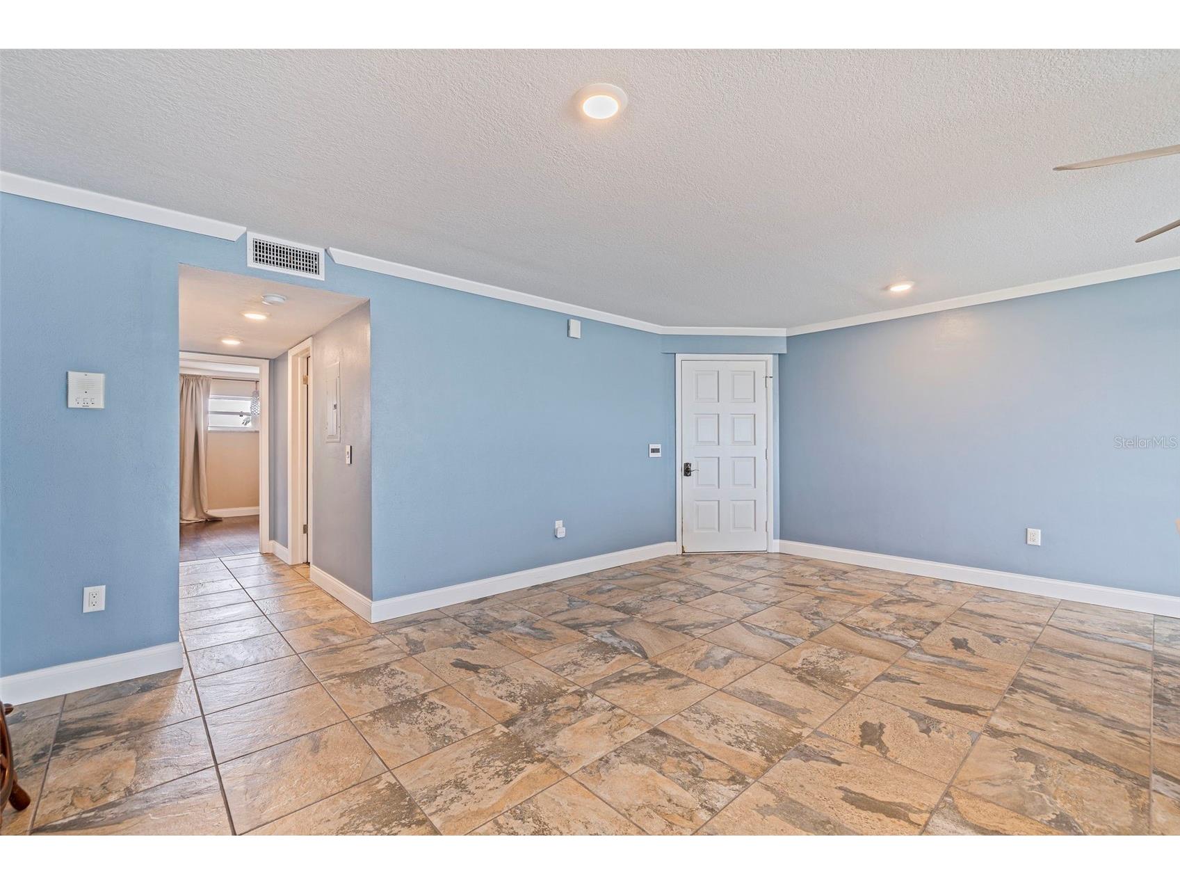 5000 Gulf Boulevard #301 Saint Pete Beach FL 33706 TB8509142 image9