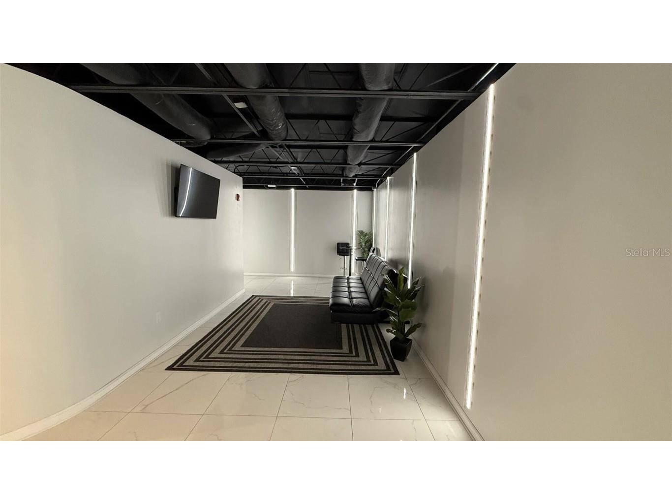 5000 Silver Star Road Orlando FL 32808 O6330768 image8