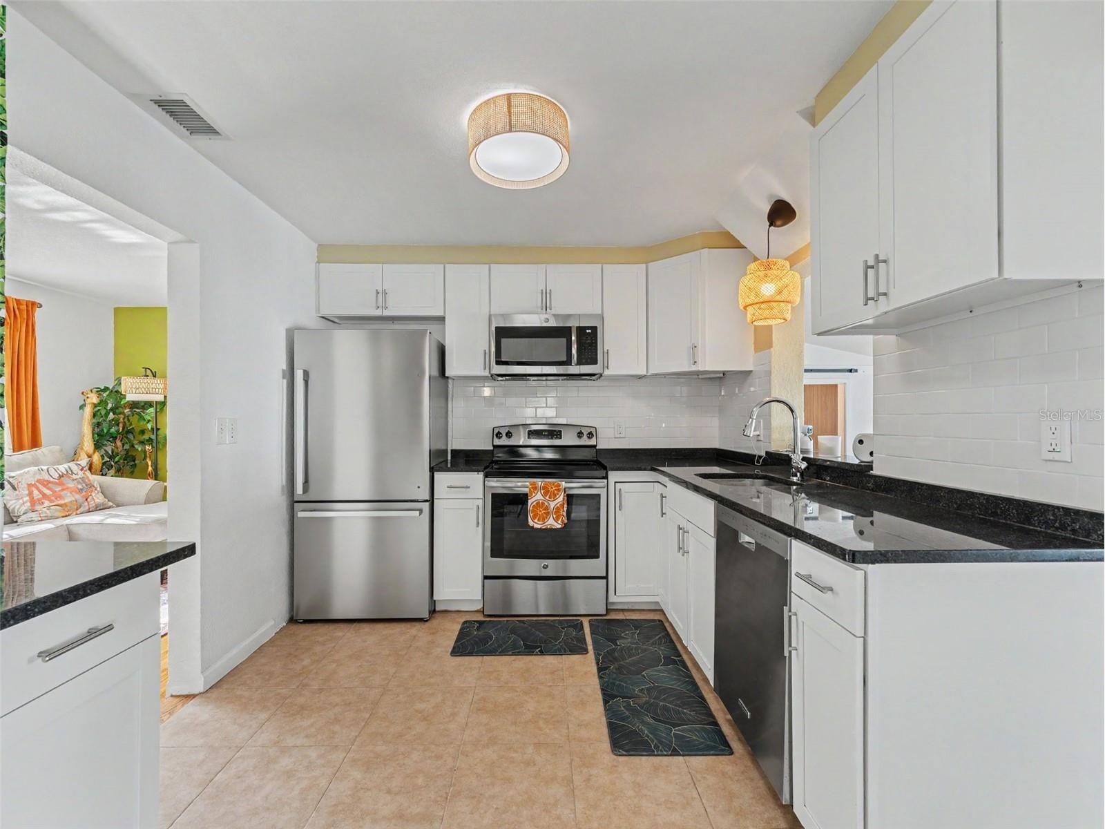 5001 20th Street N Saint Petersburg FL 33714 TB8524310 image17