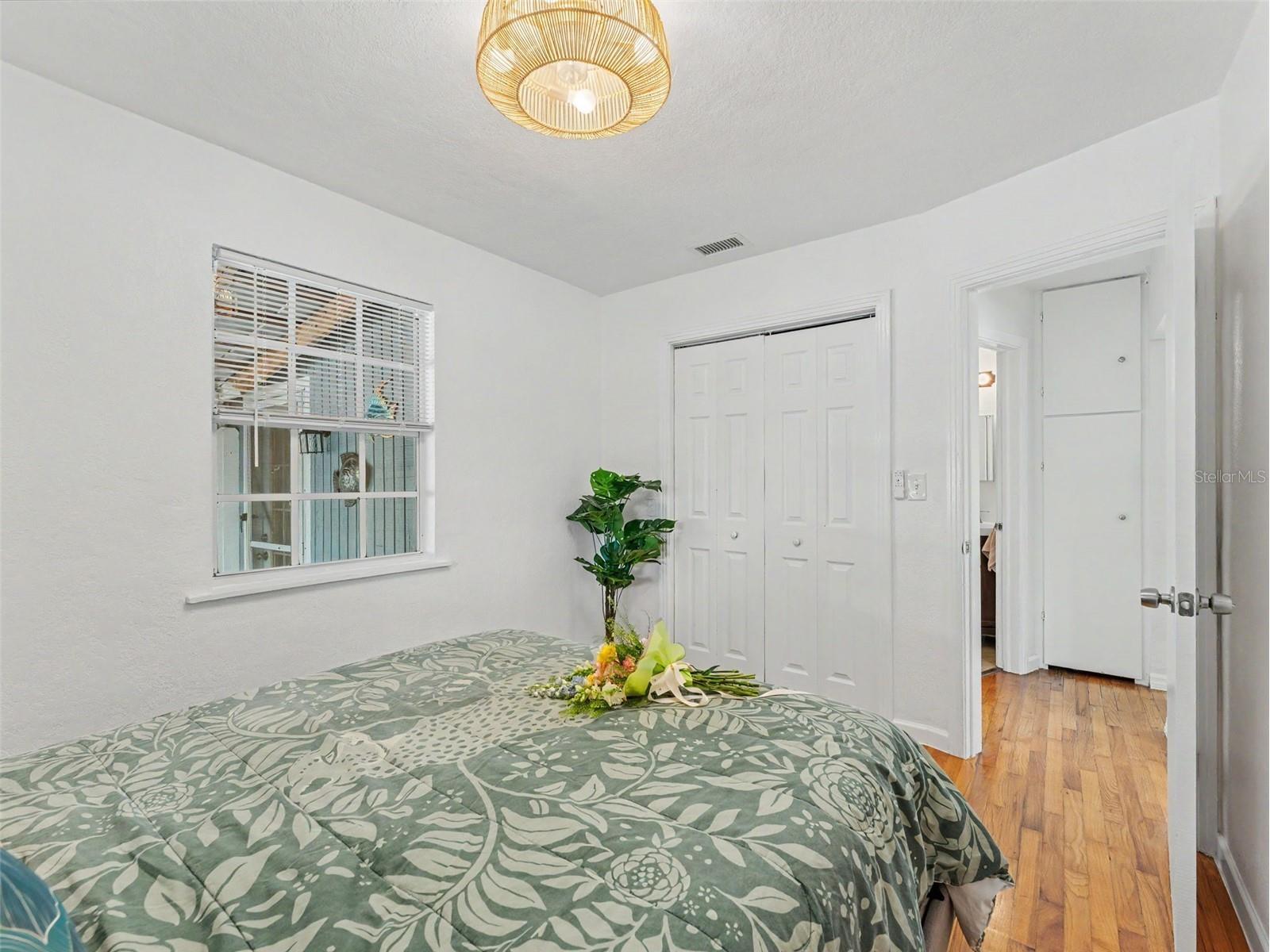 5001 20th Street N Saint Petersburg FL 33714 TB8524310 image33