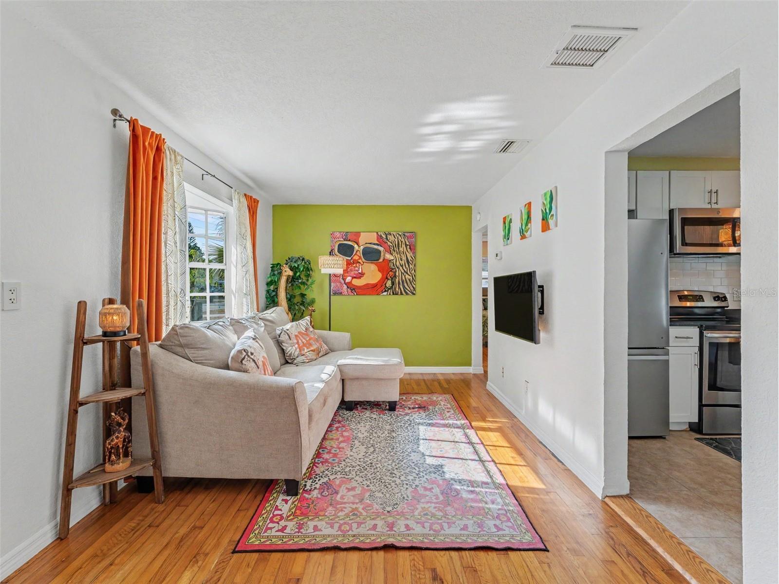 5001 20th Street N Saint Petersburg FL 33714 TB8524310 image7