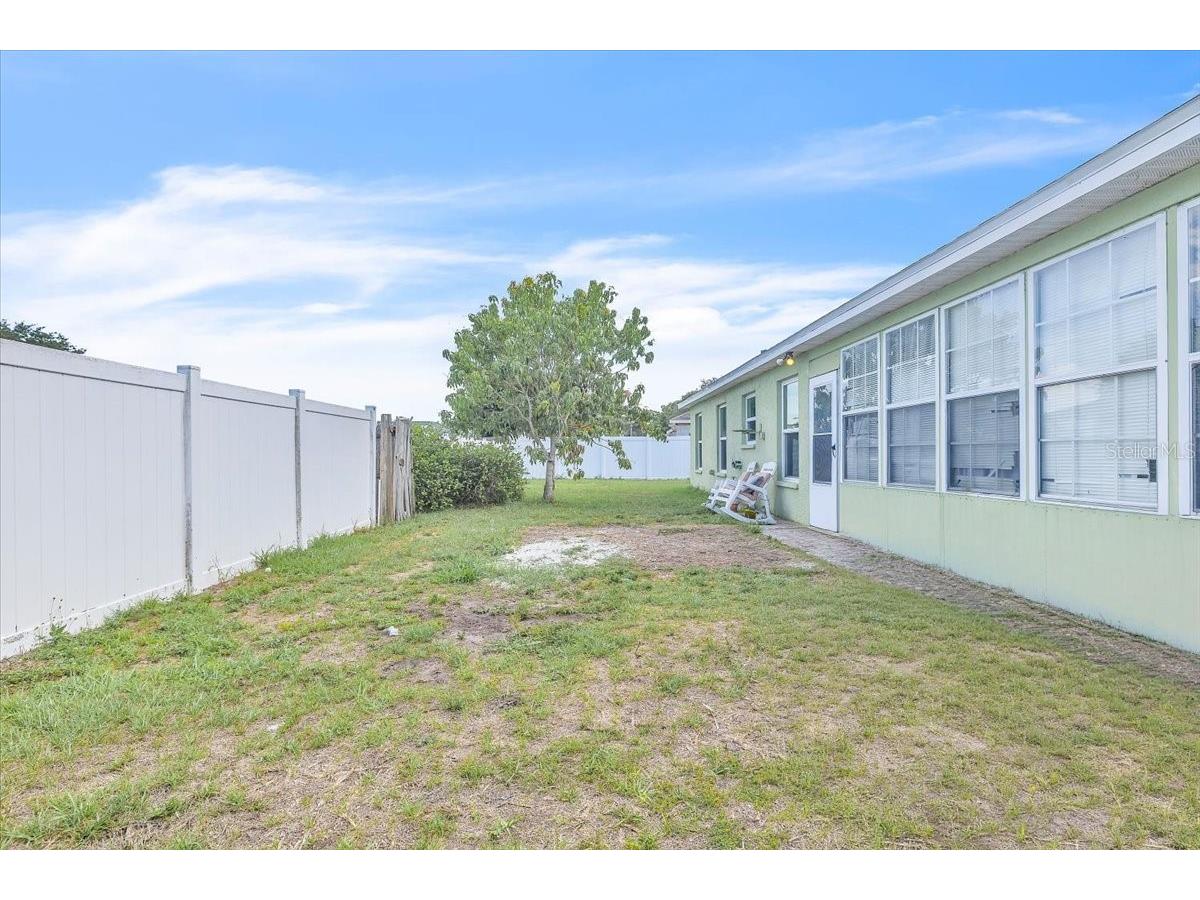 5001 22nd Court E Bradenton FL 34203 C7526017 image20