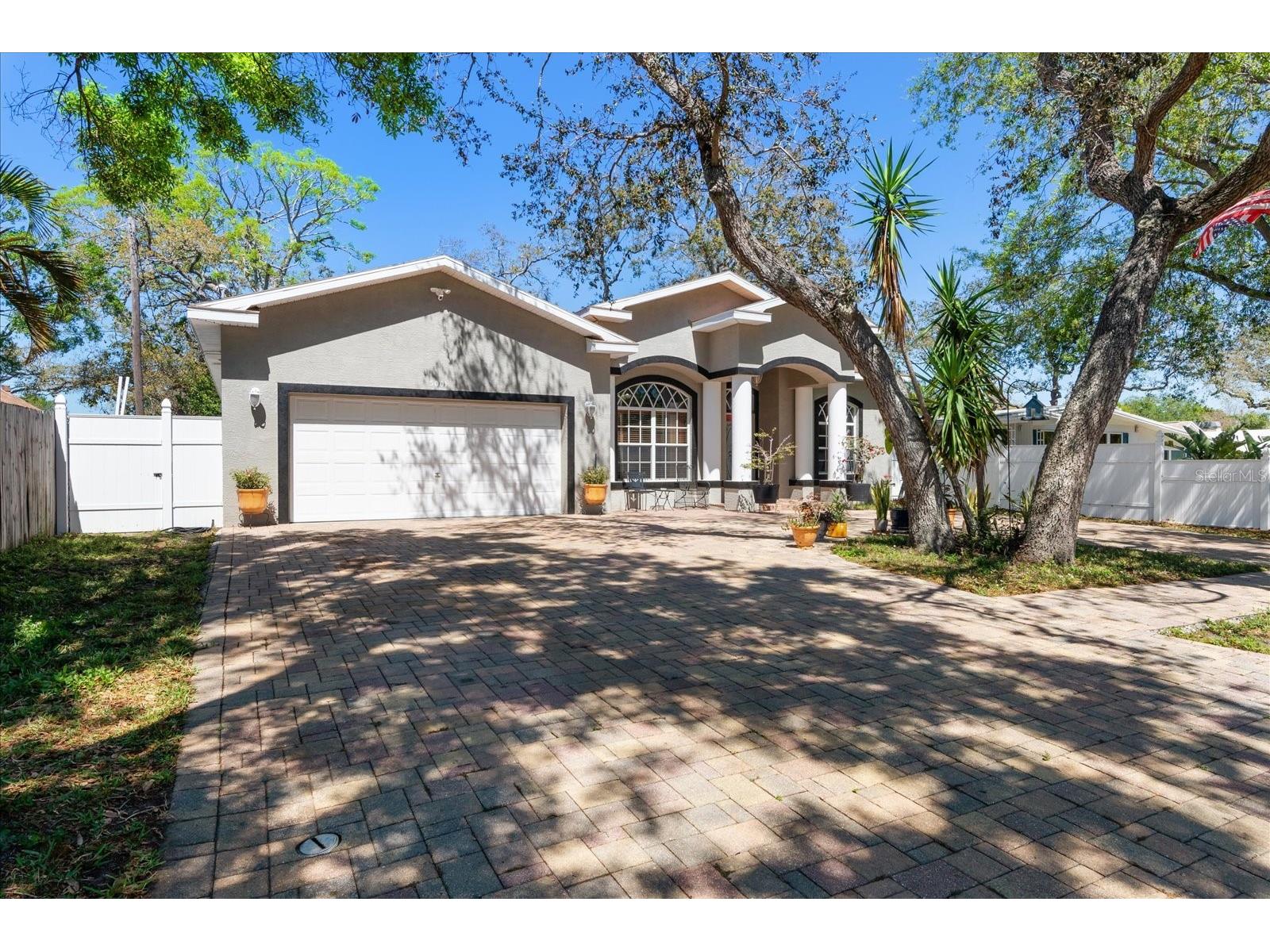 5001 44th Avenue N Saint Petersburg FL 33709 TB8483981 image2