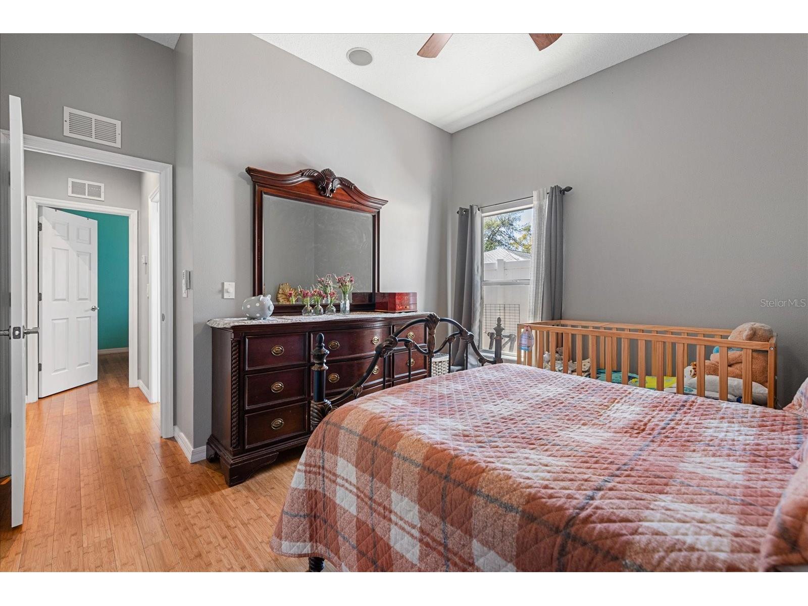 5001 44th Avenue N Saint Petersburg FL 33709 TB8483981 image23