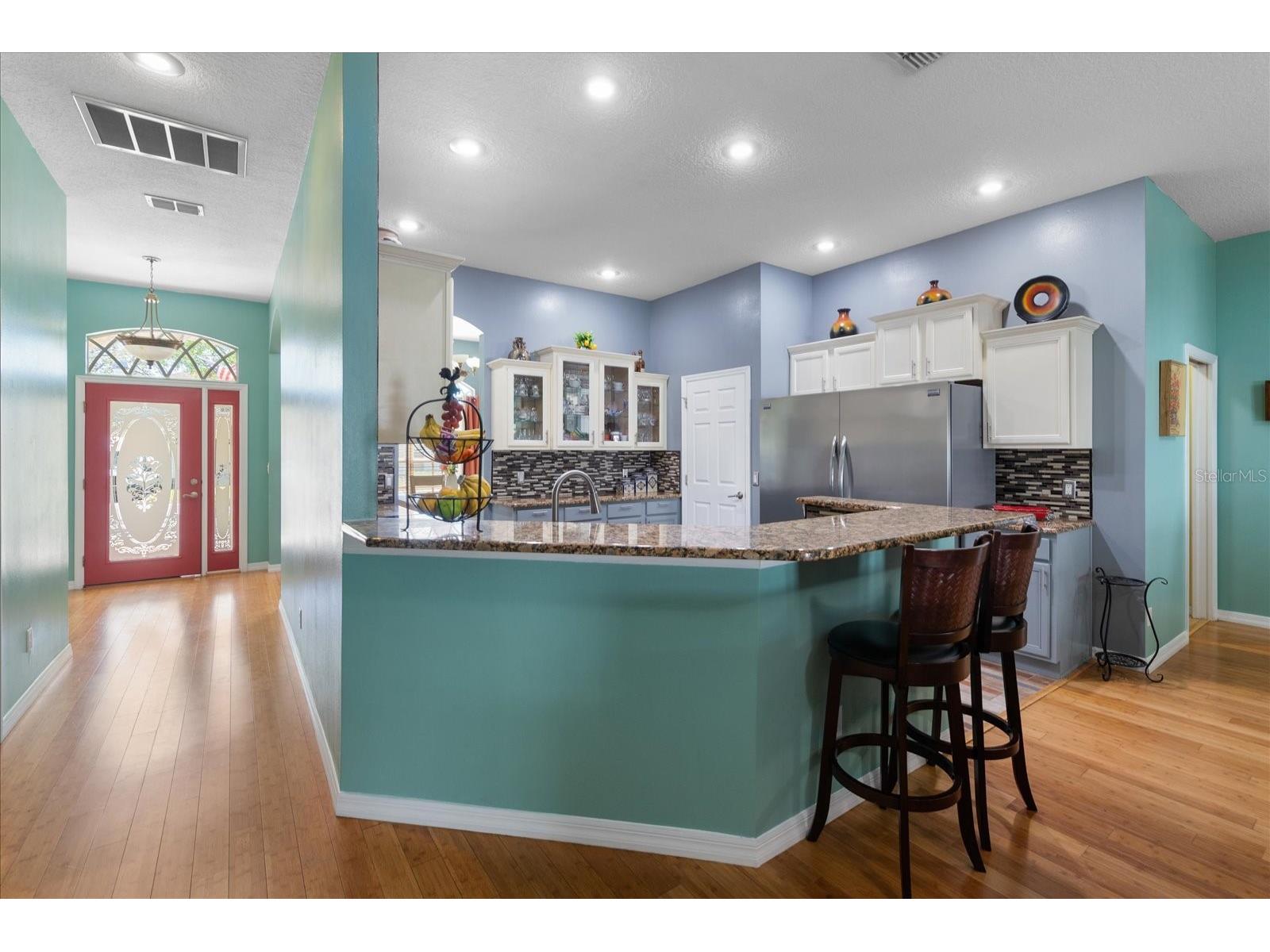 5001 44th Avenue N Saint Petersburg FL 33709 TB8483981 image8