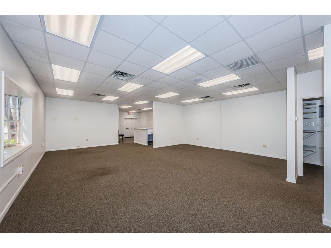 5001 4th Street N #SUITE B Saint Petersburg FL 33703 TB8365922 image17