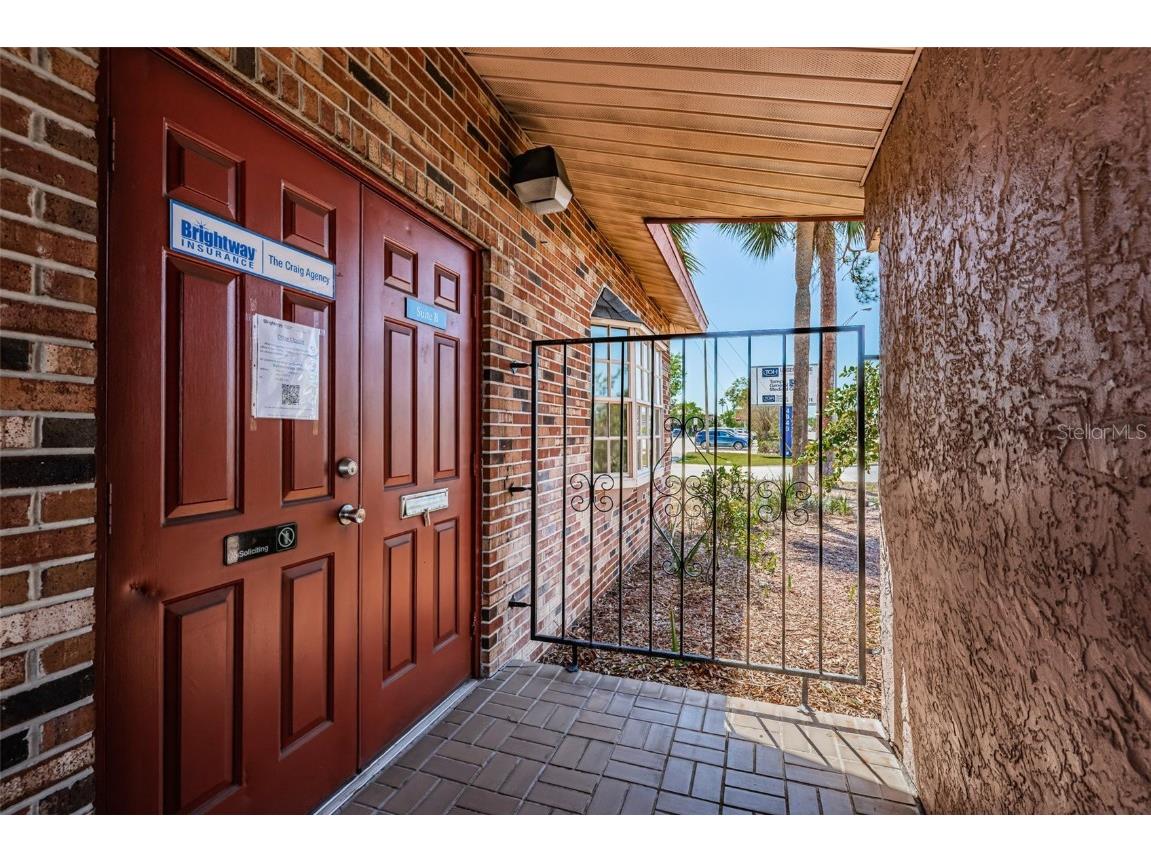 5001 4th Street N #SUITE B Saint Petersburg FL 33703 TB8365922 image2