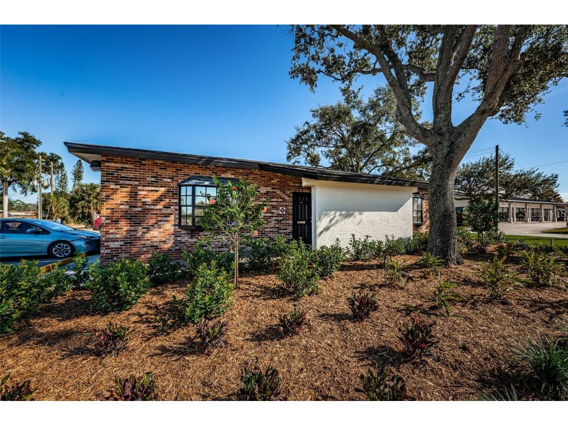 5001 4th Street N #SUITE B Saint Petersburg FL 33703 TB8365922 image28