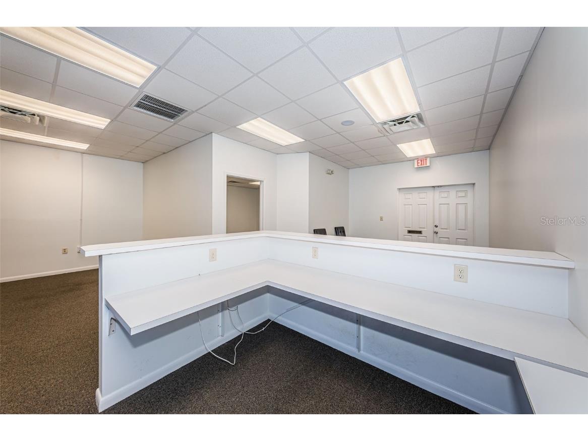 5001 4th Street N #SUITE B Saint Petersburg FL 33703 TB8365922 image9