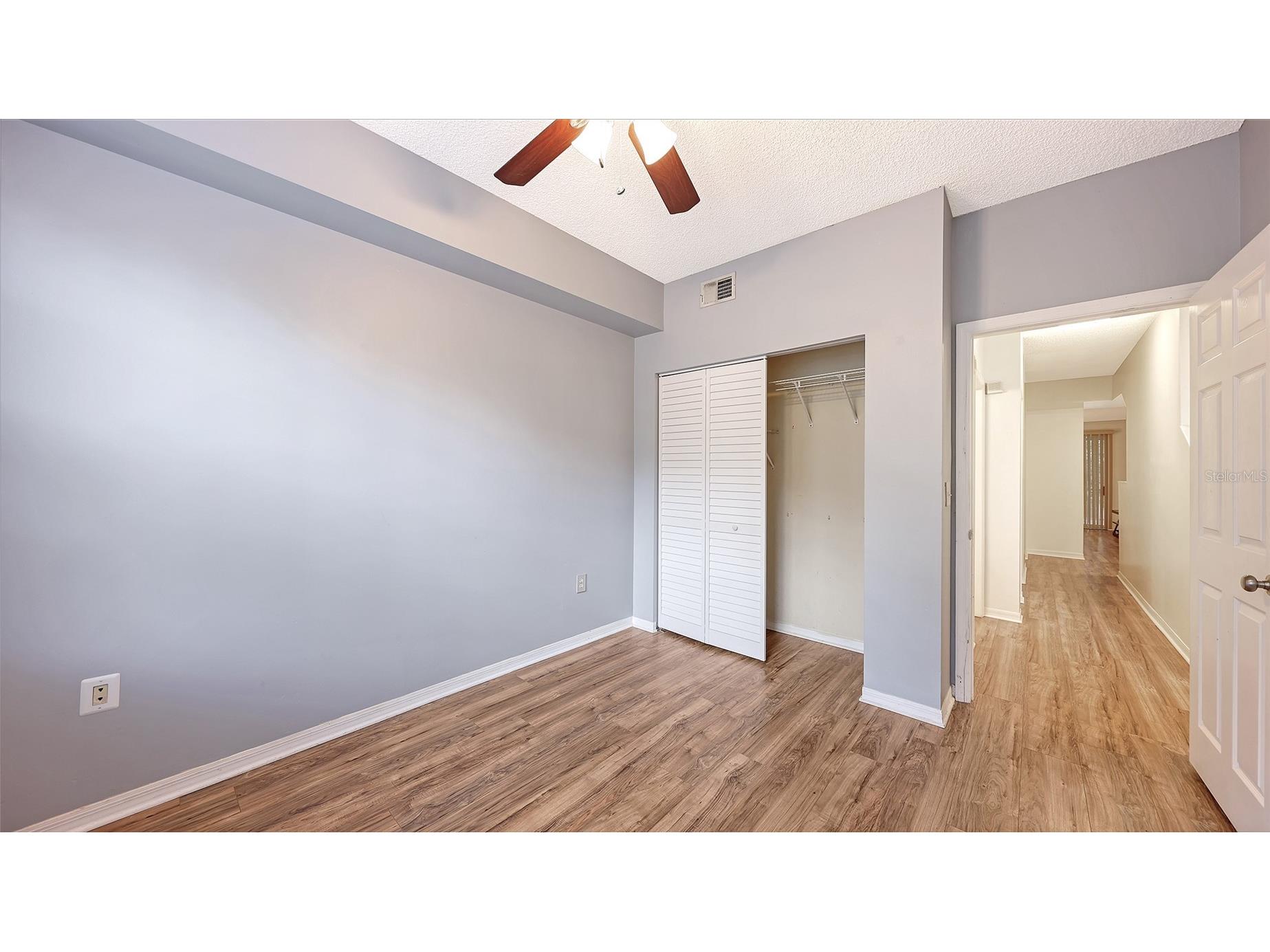 5001 Baraldi Circle #22-202 Sarasota FL 34235 A4693538 image29