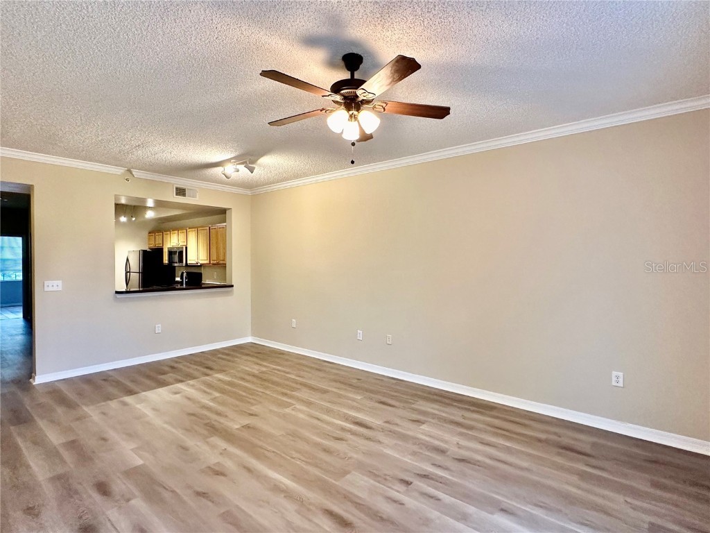 5001 Baraldi Circle #22-210 Sarasota FL 34235 A4671936 image10