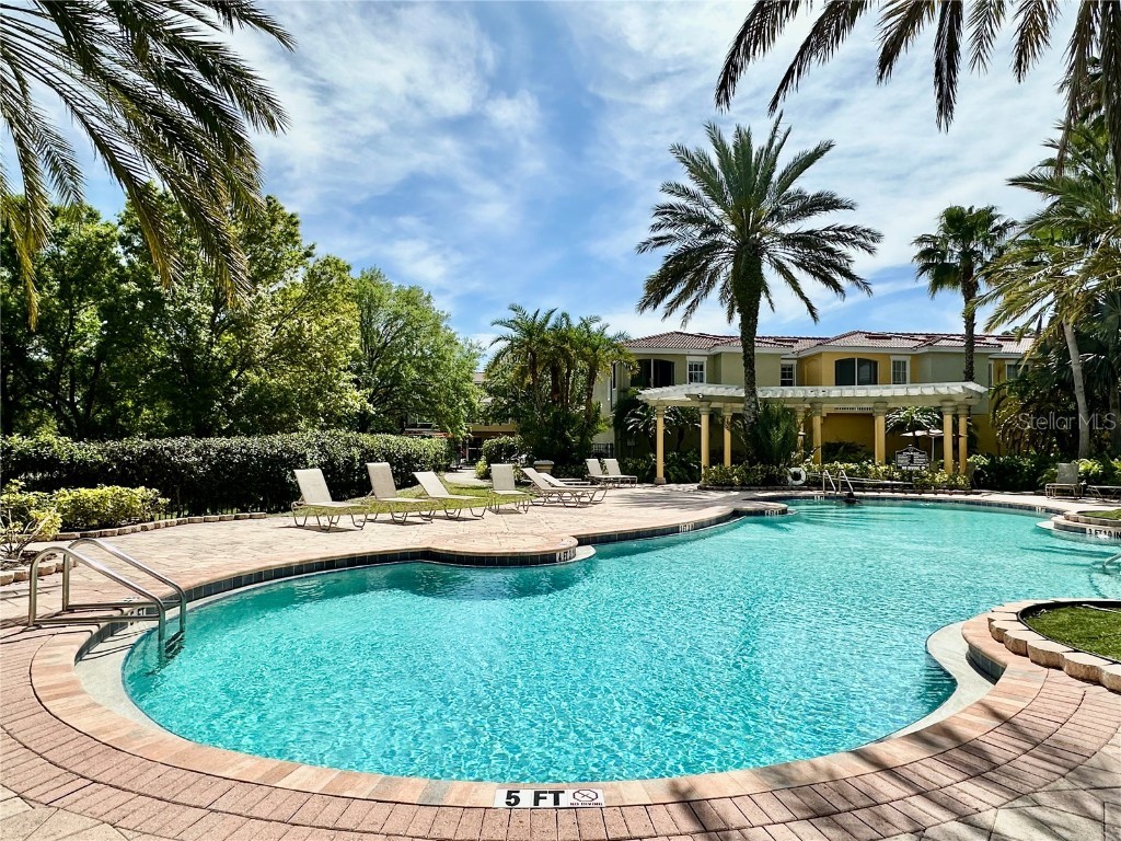 5001 Baraldi Circle #22-210 Sarasota FL 34235 A4671936 image2