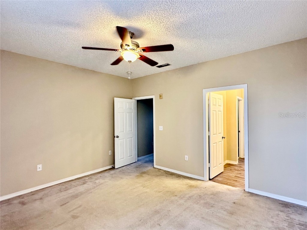 5001 Baraldi Circle #22-210 Sarasota FL 34235 A4671936 image20