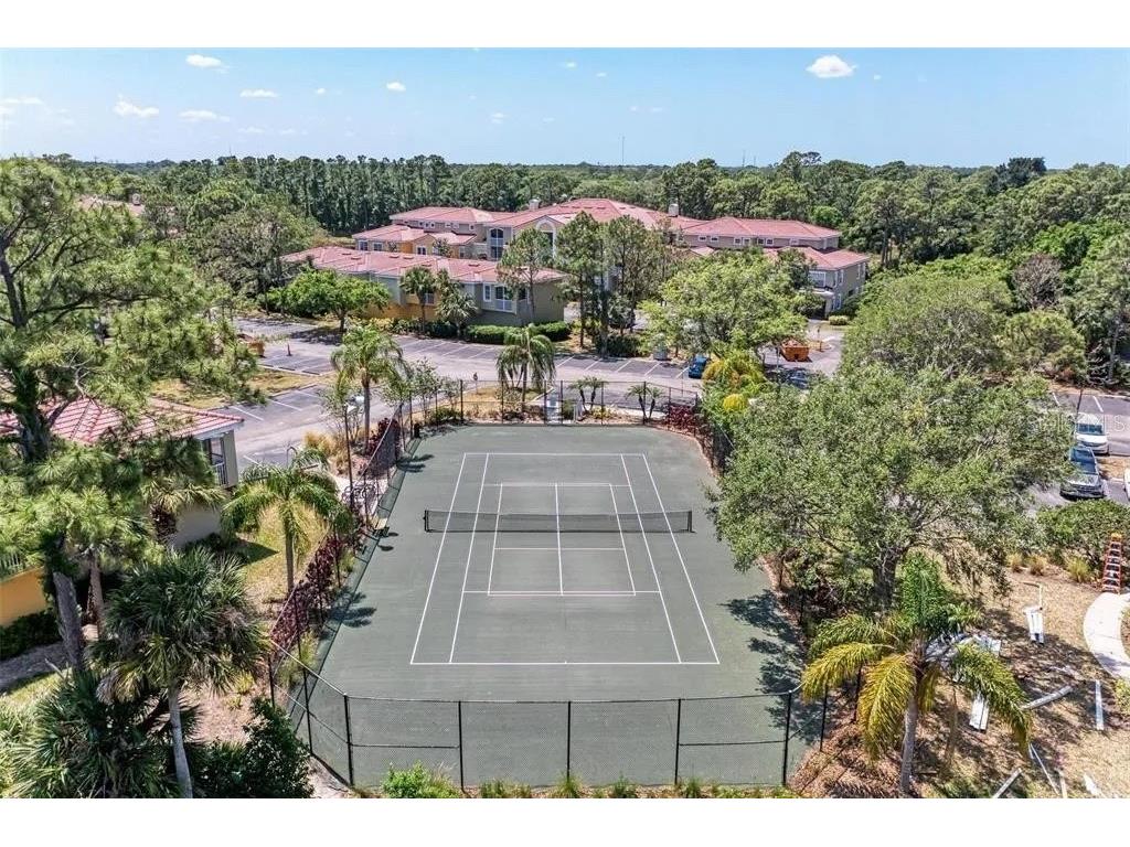 5001 Baraldi Circle #22-210 Sarasota FL 34235 A4671936 image38