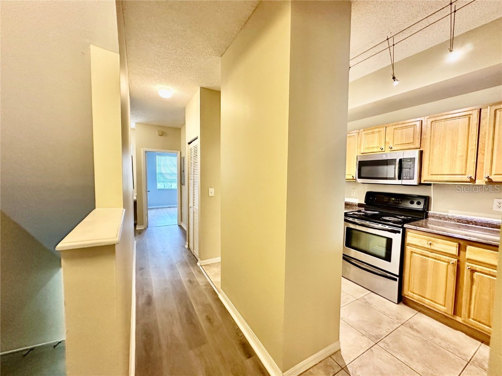 5001 Baraldi Circle #22-210 Sarasota FL 34235 A4671936 image4