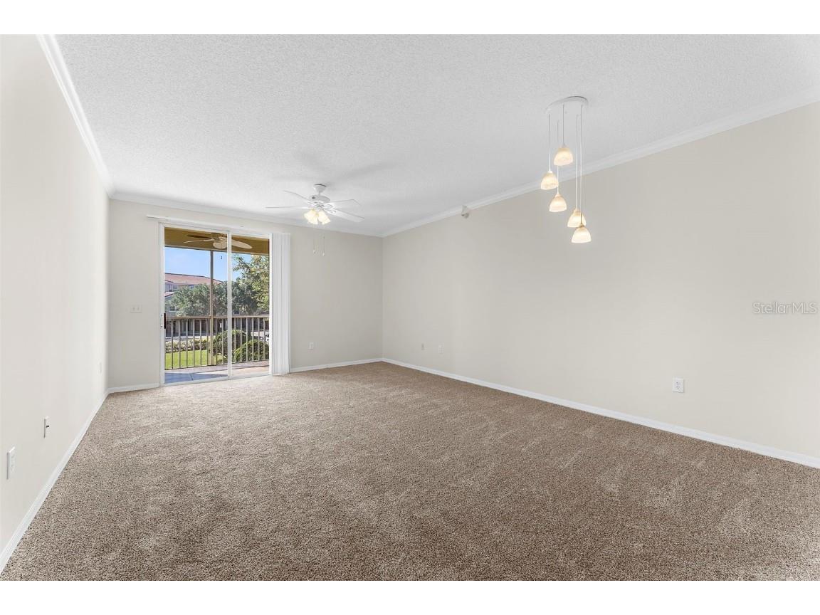 5001 Baraldi Circle #22-211 Sarasota FL 34235 A4669587 image5