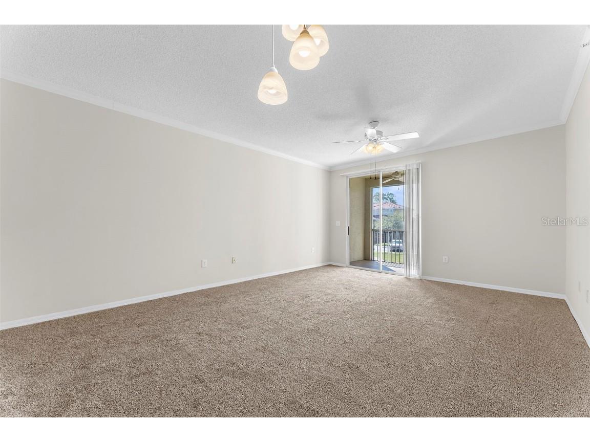 5001 Baraldi Circle #22-211 Sarasota FL 34235 A4669587 image6