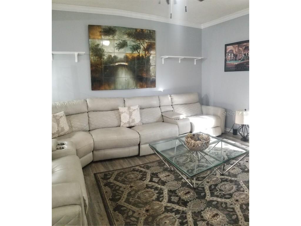 5001 Baraldi Circle #22-212 Sarasota FL 34235 A4637980 image5