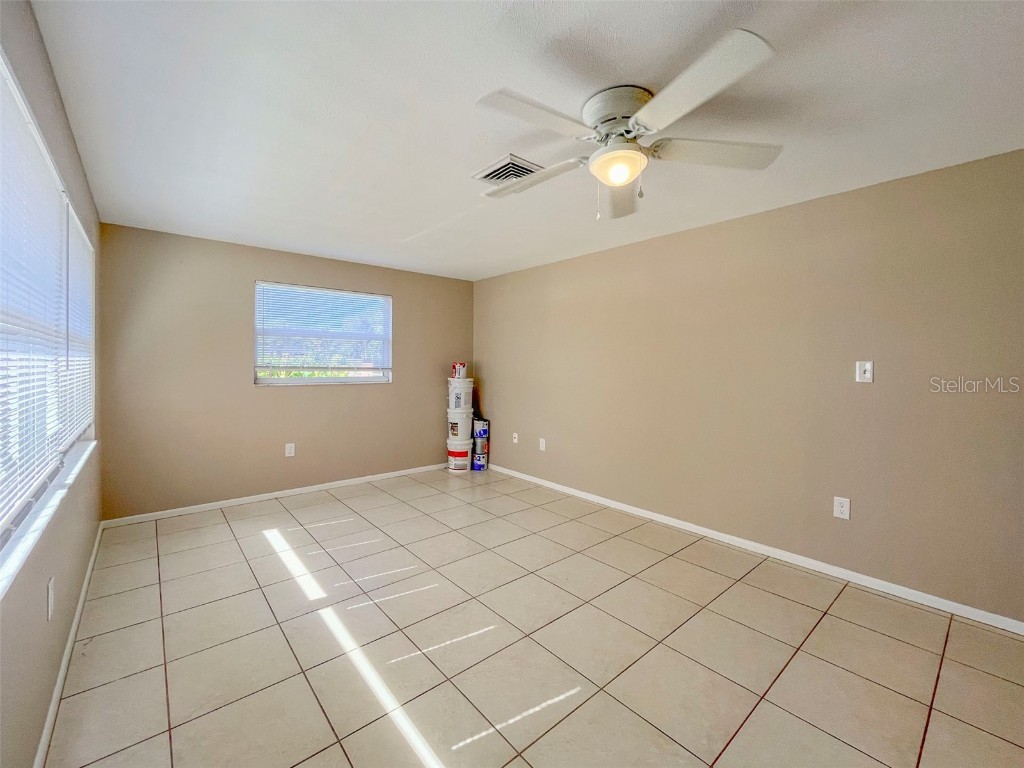 5001 Bell Meade Drive Sarasota FL 34232 A4676242 image3