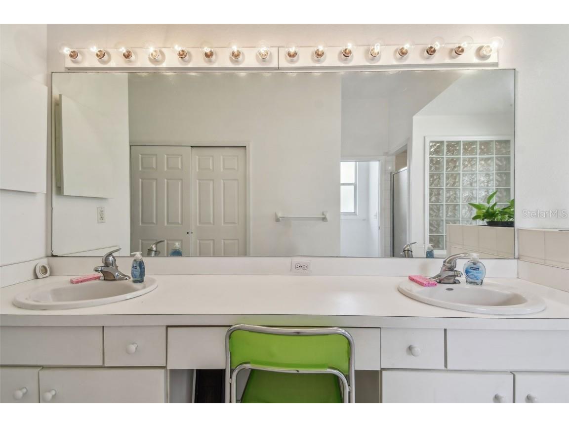 5001 Queen Palm Terrace NE Saint Petersburg FL 33703 TB8383799 image61