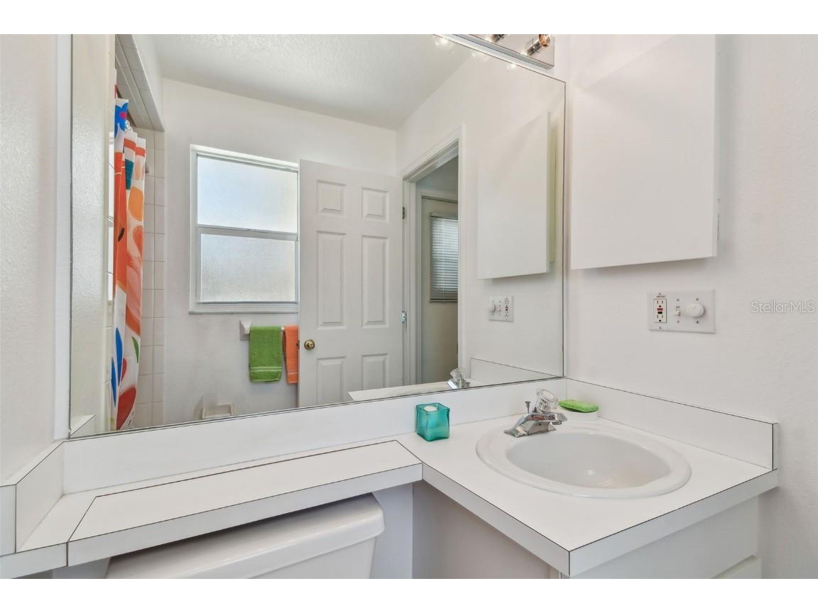 5001 Queen Palm Terrace NE Saint Petersburg FL 33703 TB8383799 image66