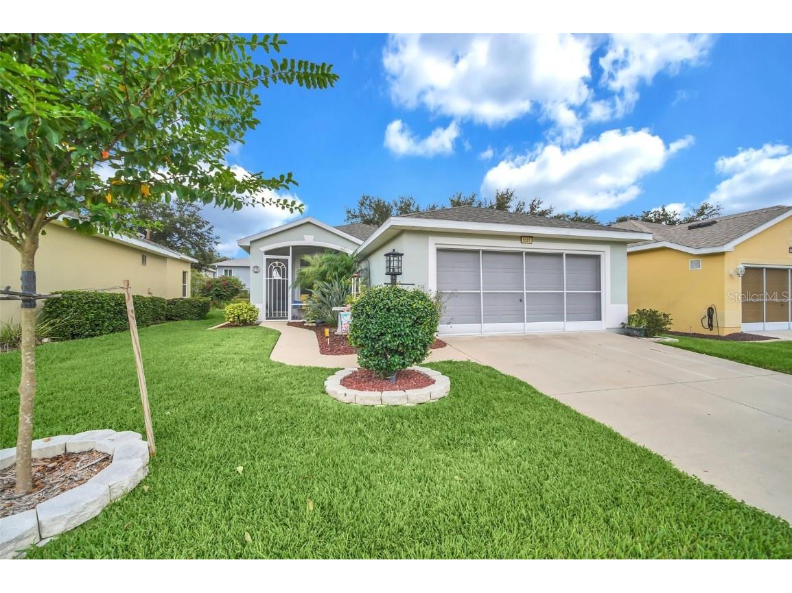 5001 Rainbow Trout Road Tavares FL 32778 - LITTLE LAKE HARRIS G5073725 image1