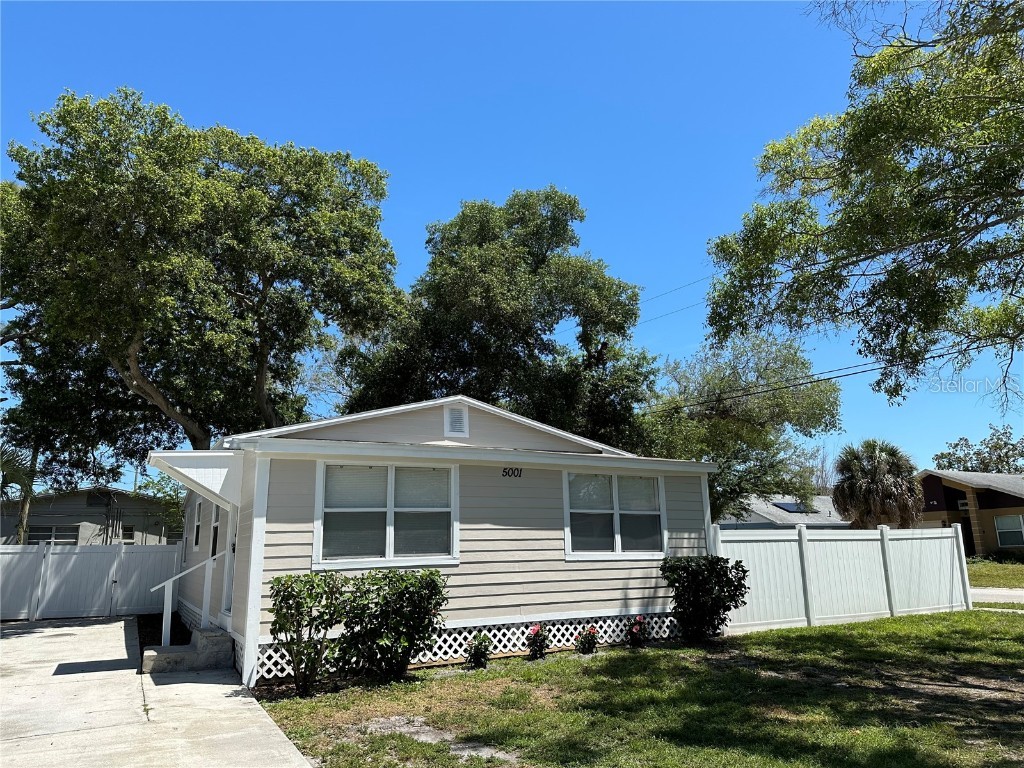 5001 Rena Street N Saint Petersburg FL 33709 T3519704 image1