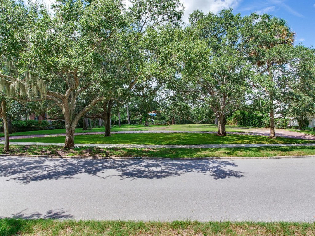 5001 S Shore Crest Circle Tampa FL 33609 TB8424220 image1