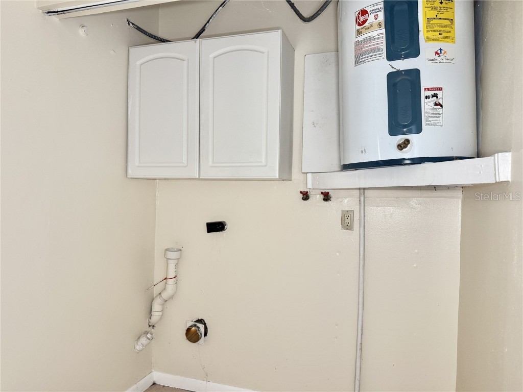 5001 Whiteway Drive Tampa FL 33617 TB8444764 image23