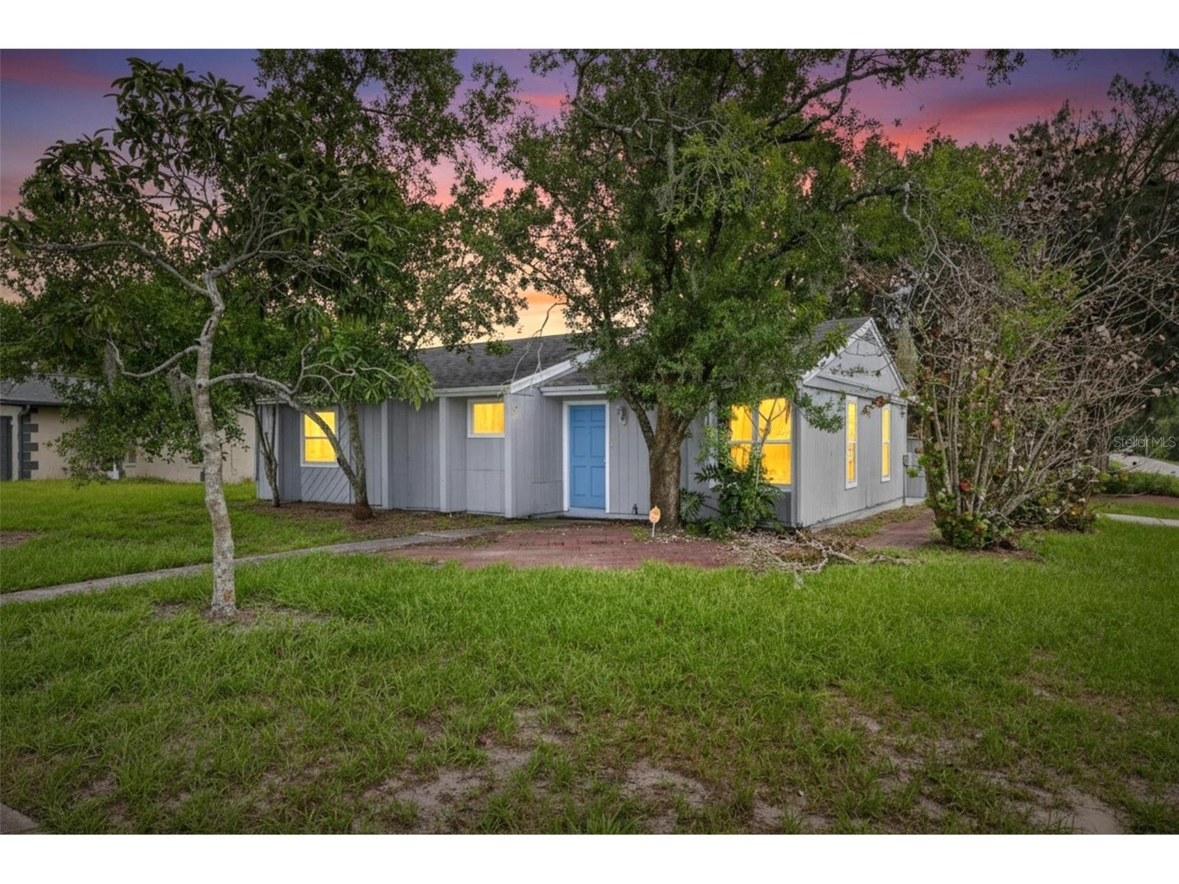 5001 Whiteway Drive Tampa FL 33617 TB8513974 image1