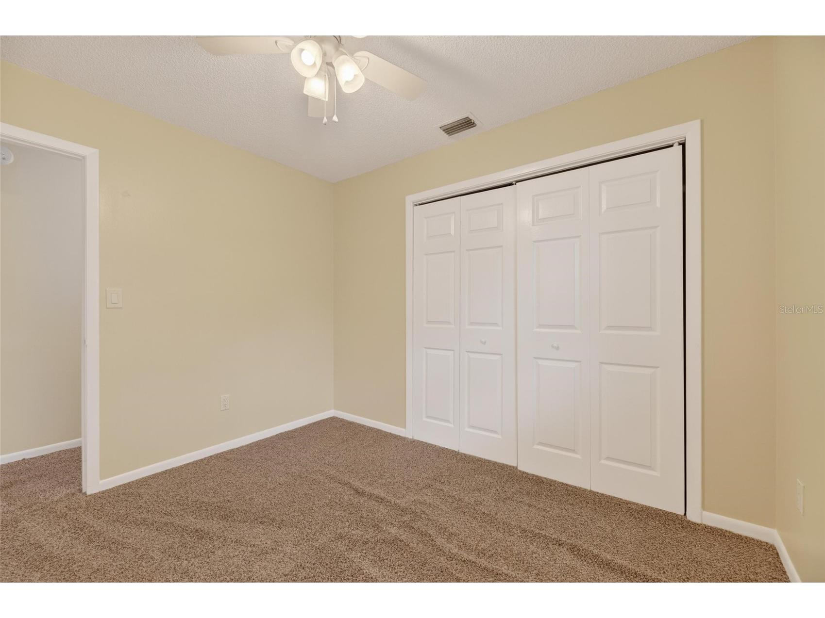 5001 Whiteway Drive Tampa FL 33617 TB8513974 image18