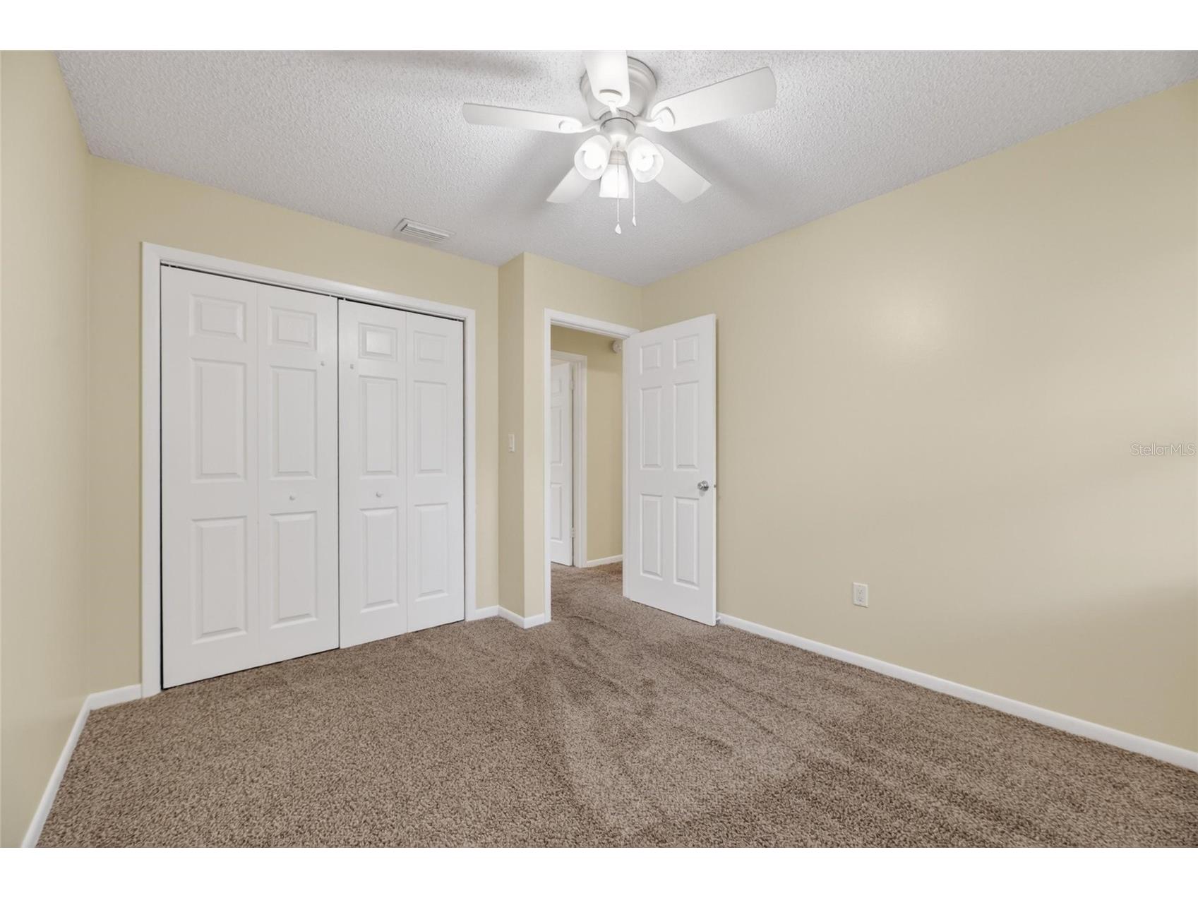 5001 Whiteway Drive Tampa FL 33617 TB8513974 image22