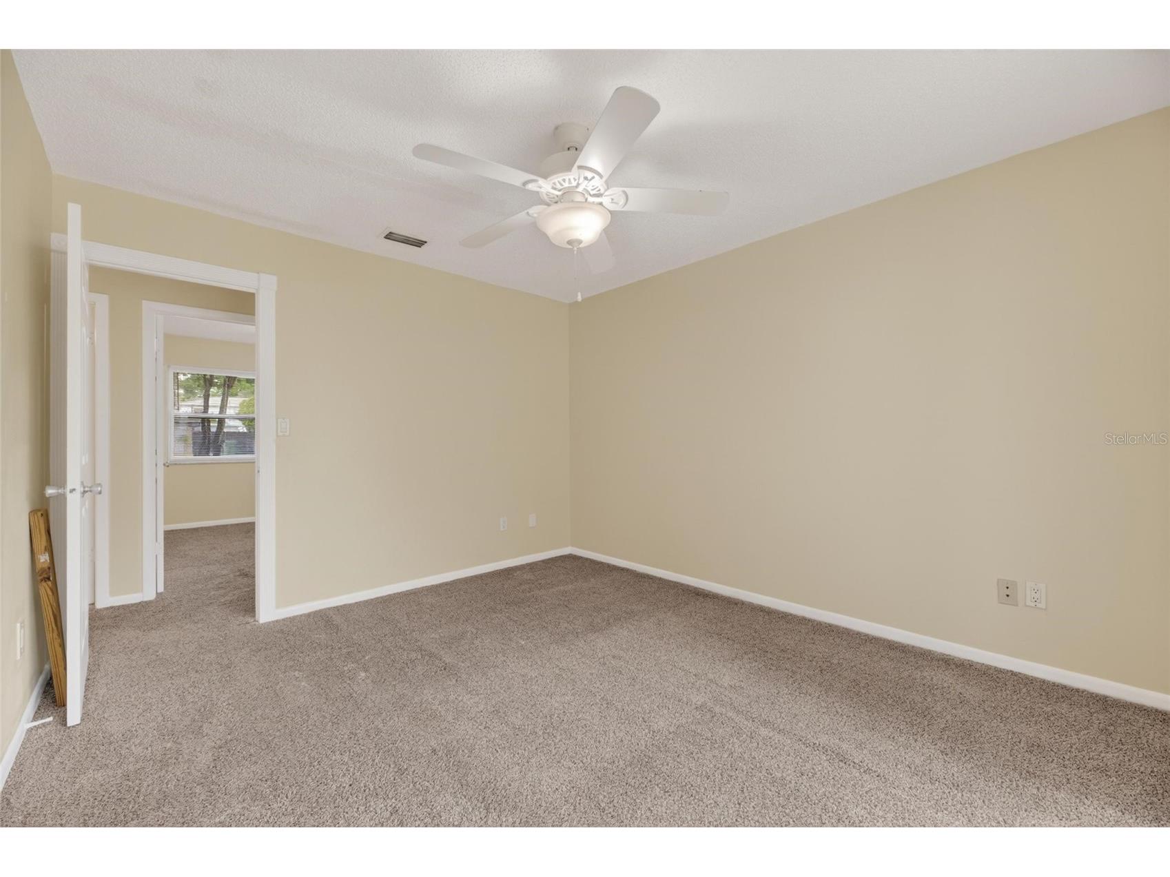 5001 Whiteway Drive Tampa FL 33617 TB8513974 image27